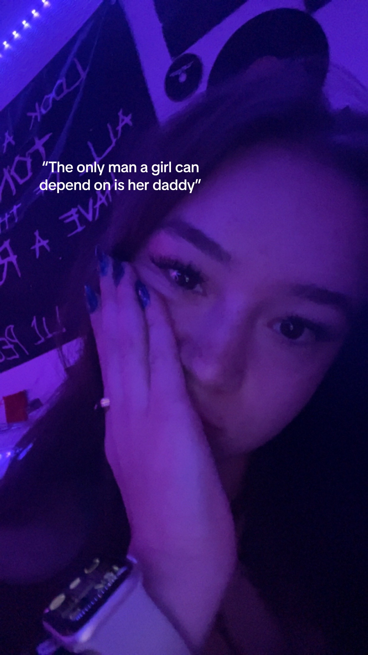 @𝒞