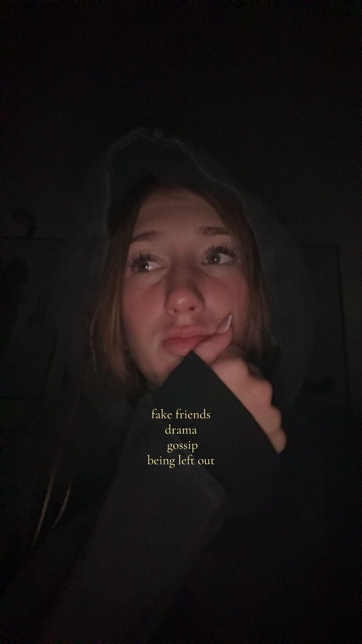 @???