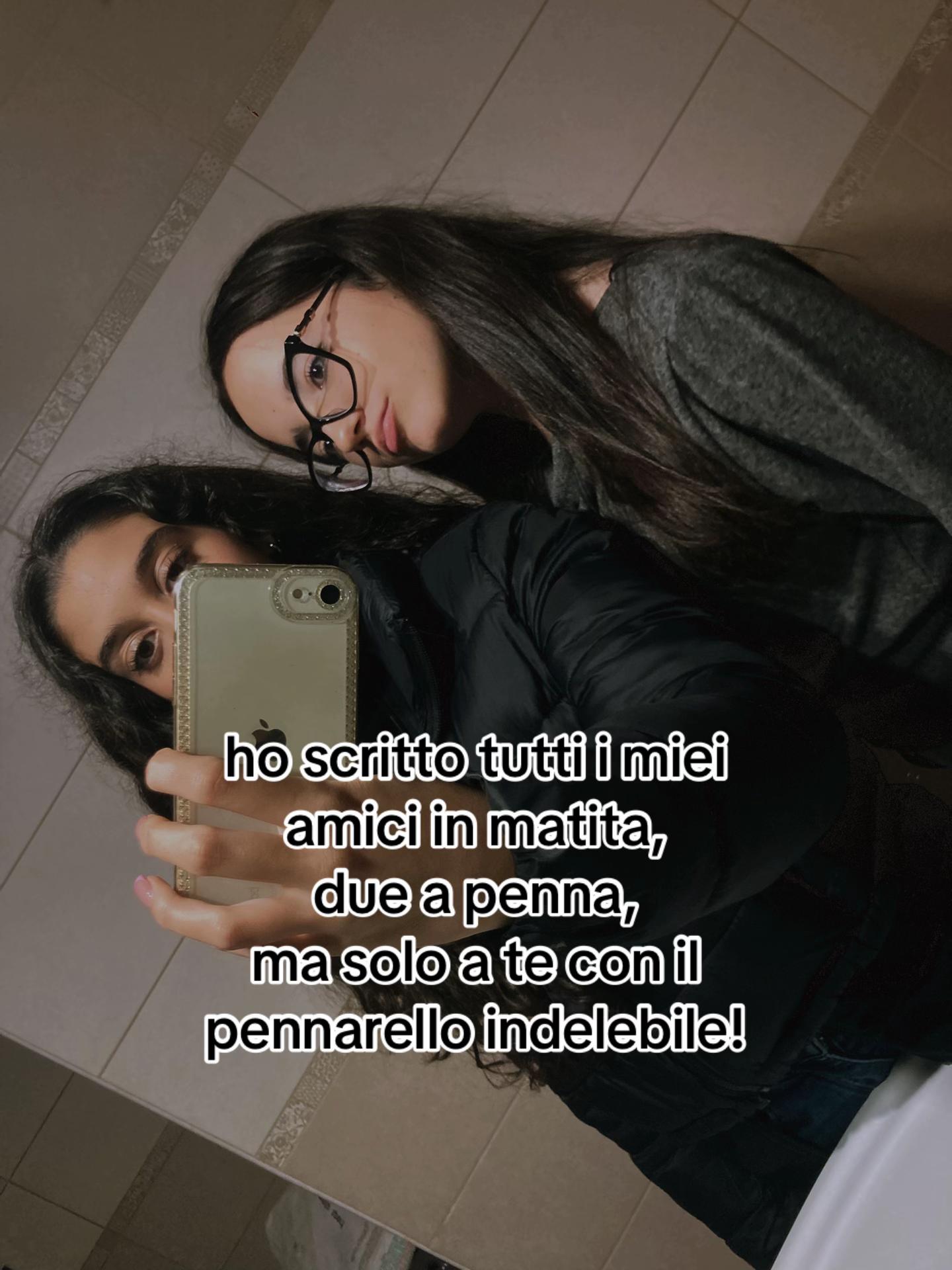 @desi&chiara💘