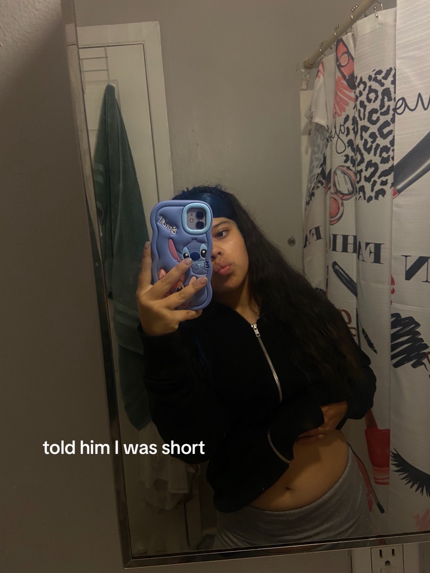 @~~