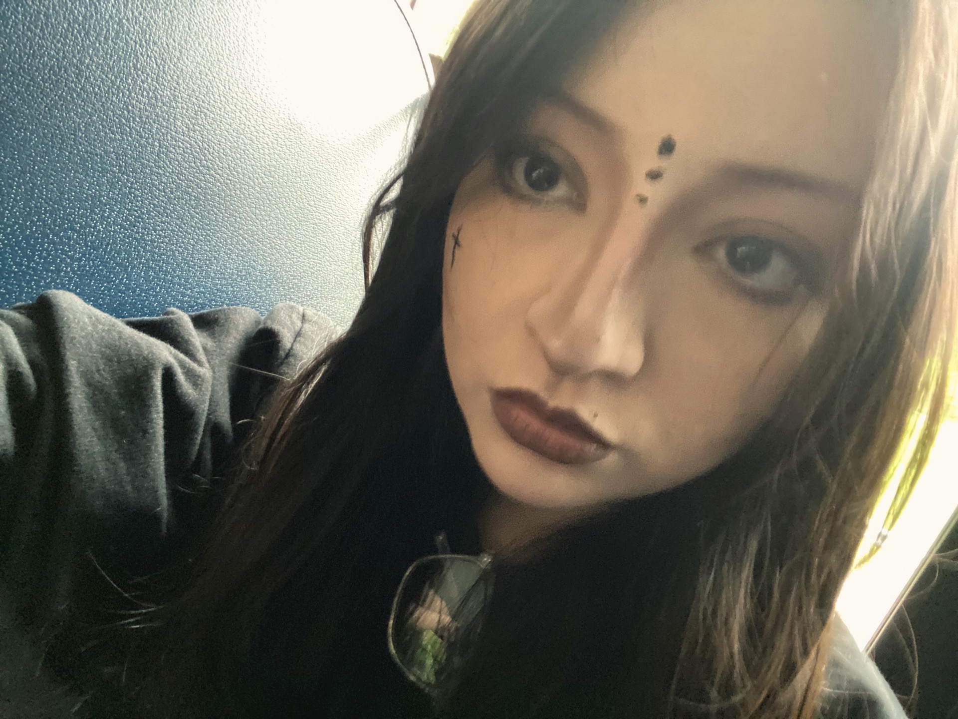 @⃟