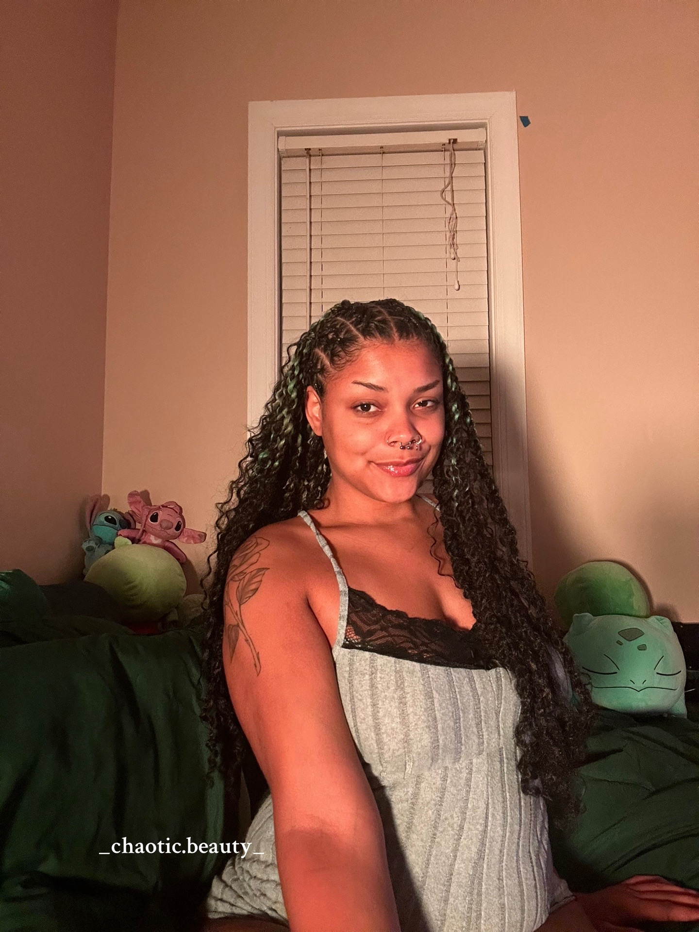 @_chaoticworldx