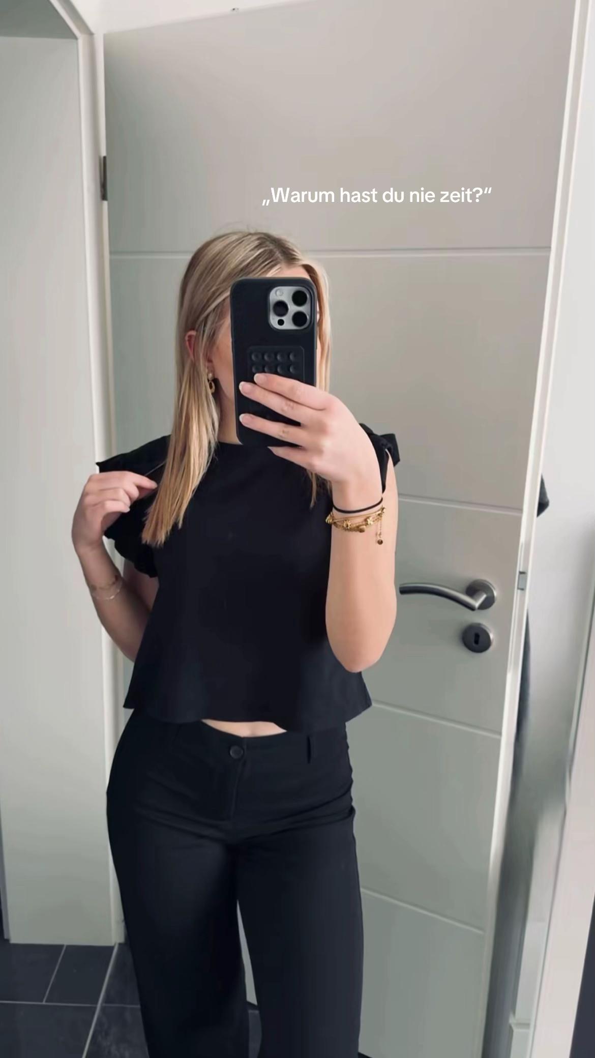 @ᒪᗴᑎᗩ