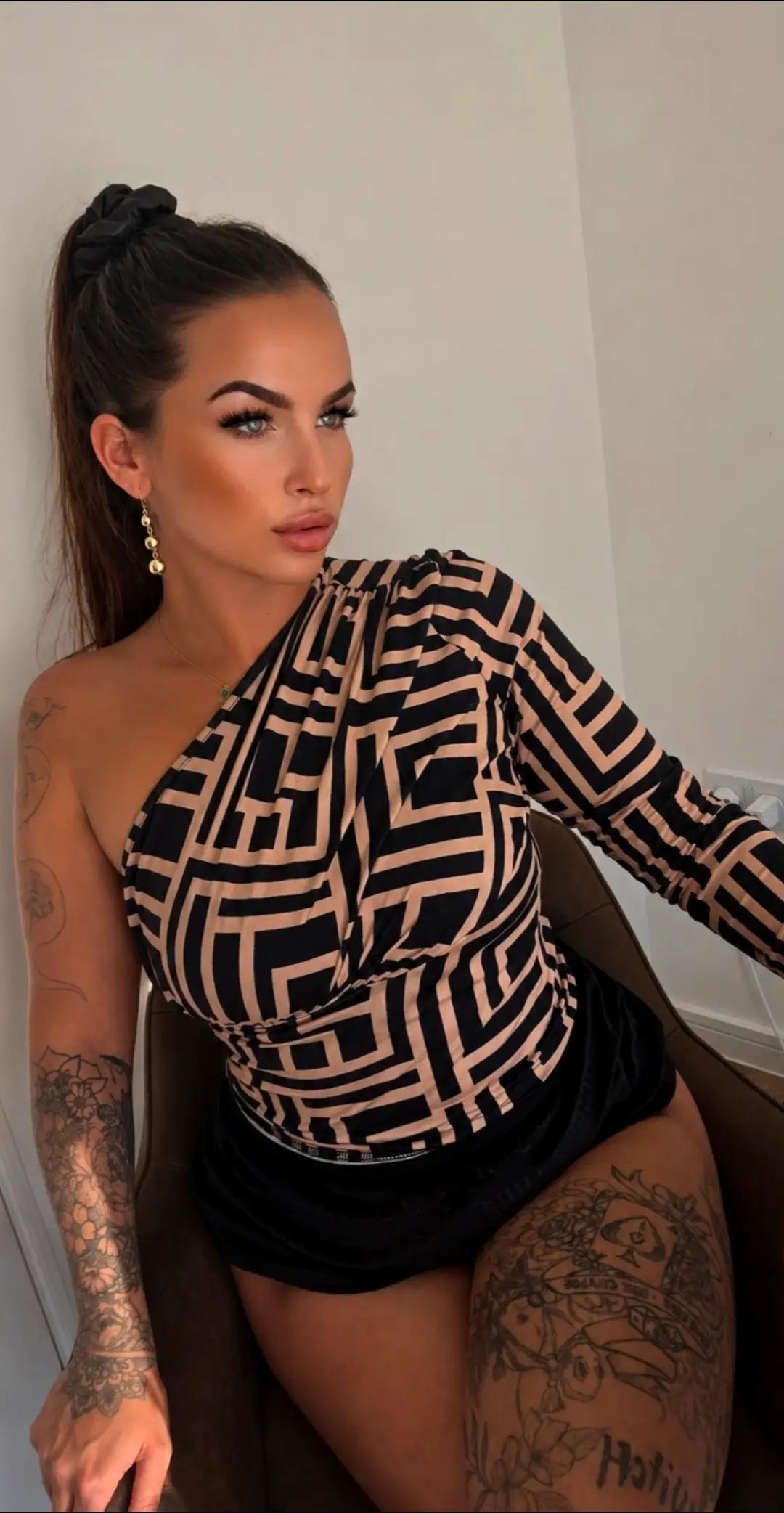 @bad girl Nina 777