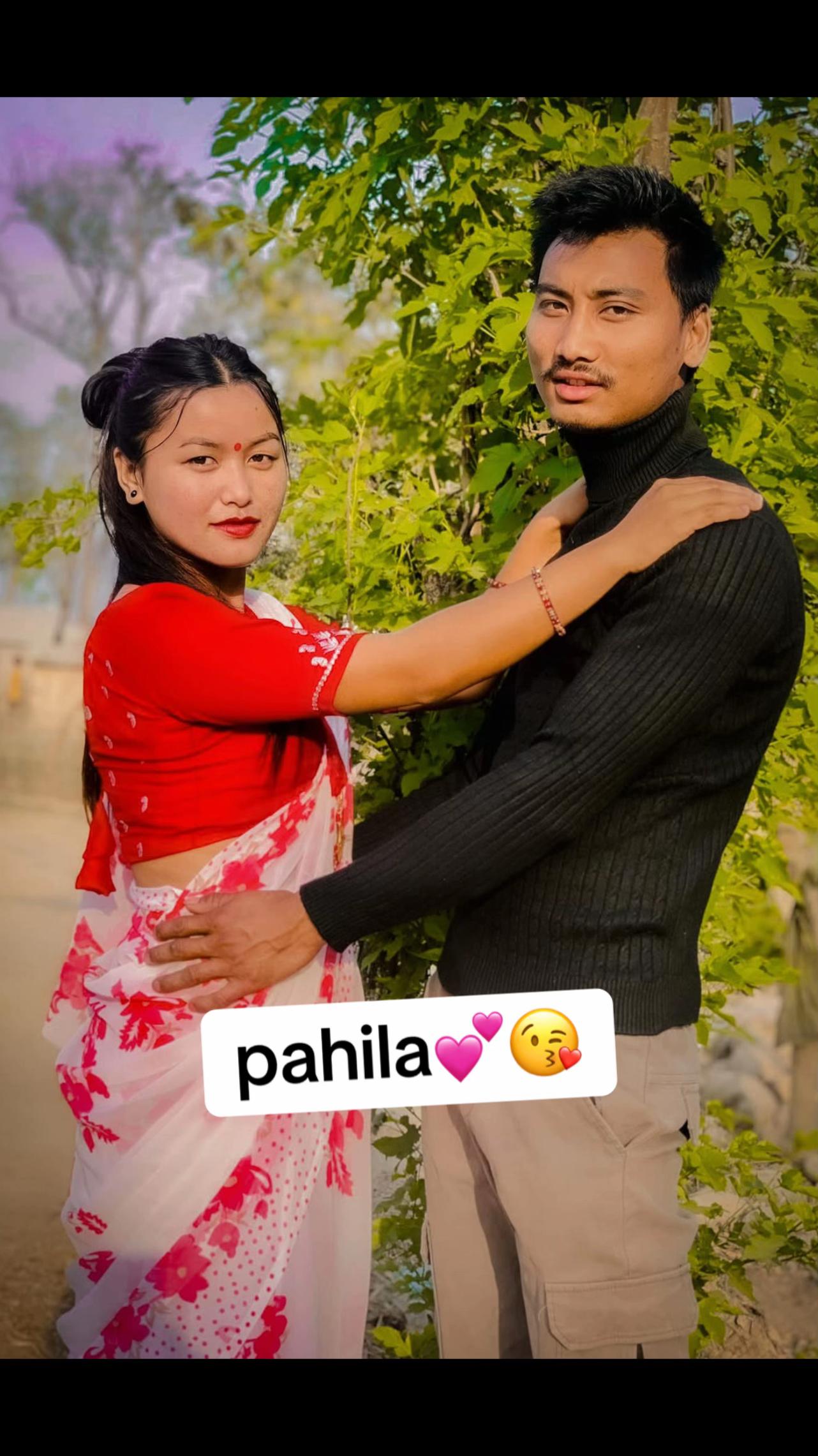 @सुमित्रा 🖤