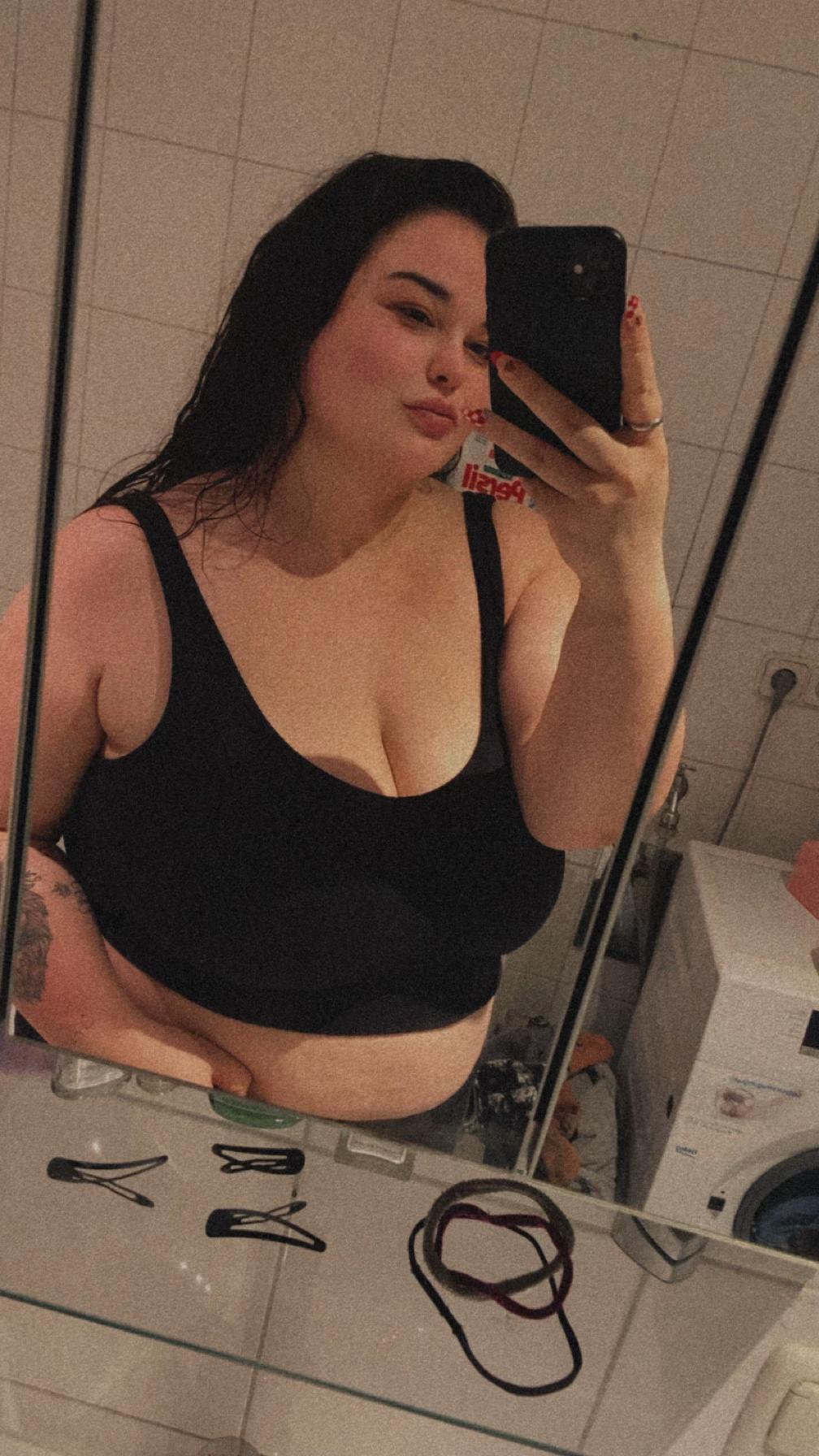 @deeey444