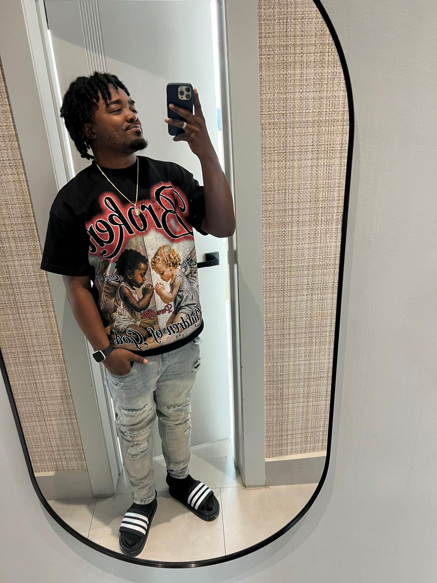 @𝖕𝖑𝖆𝖞𝖇𝖔𝖞 KENS🤴🏾🤍🇭🇹