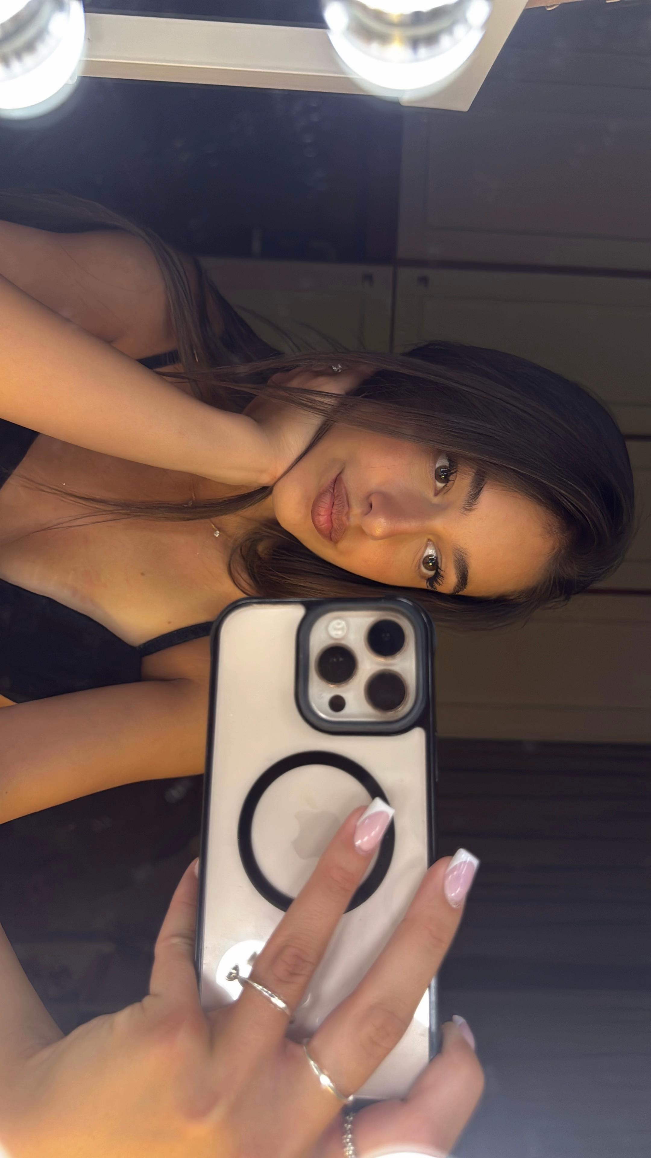 @giuliavenafraa