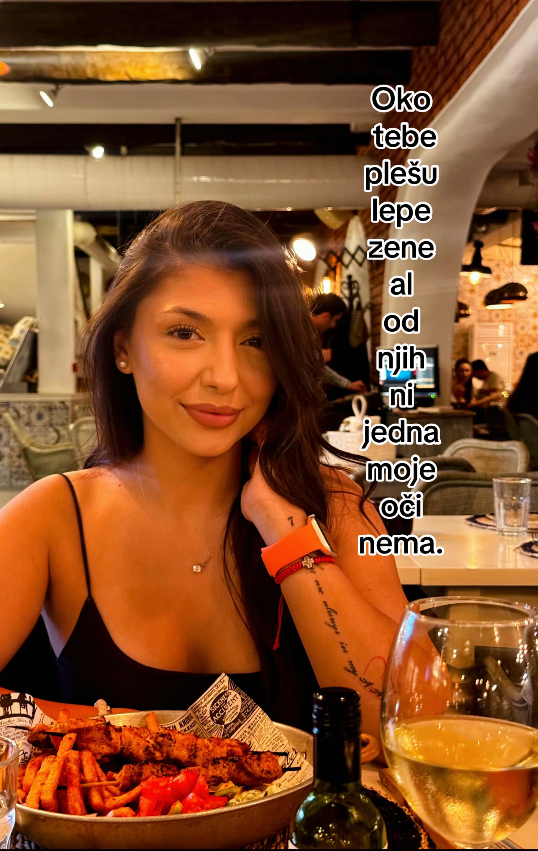 @⚜️🦢𝚁𝚊𝚢𝚌𝚑𝚎𝚟𝚊🦢⚜️
