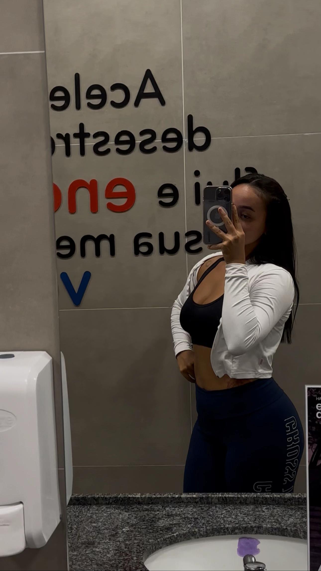 @iarinha🍯🐝