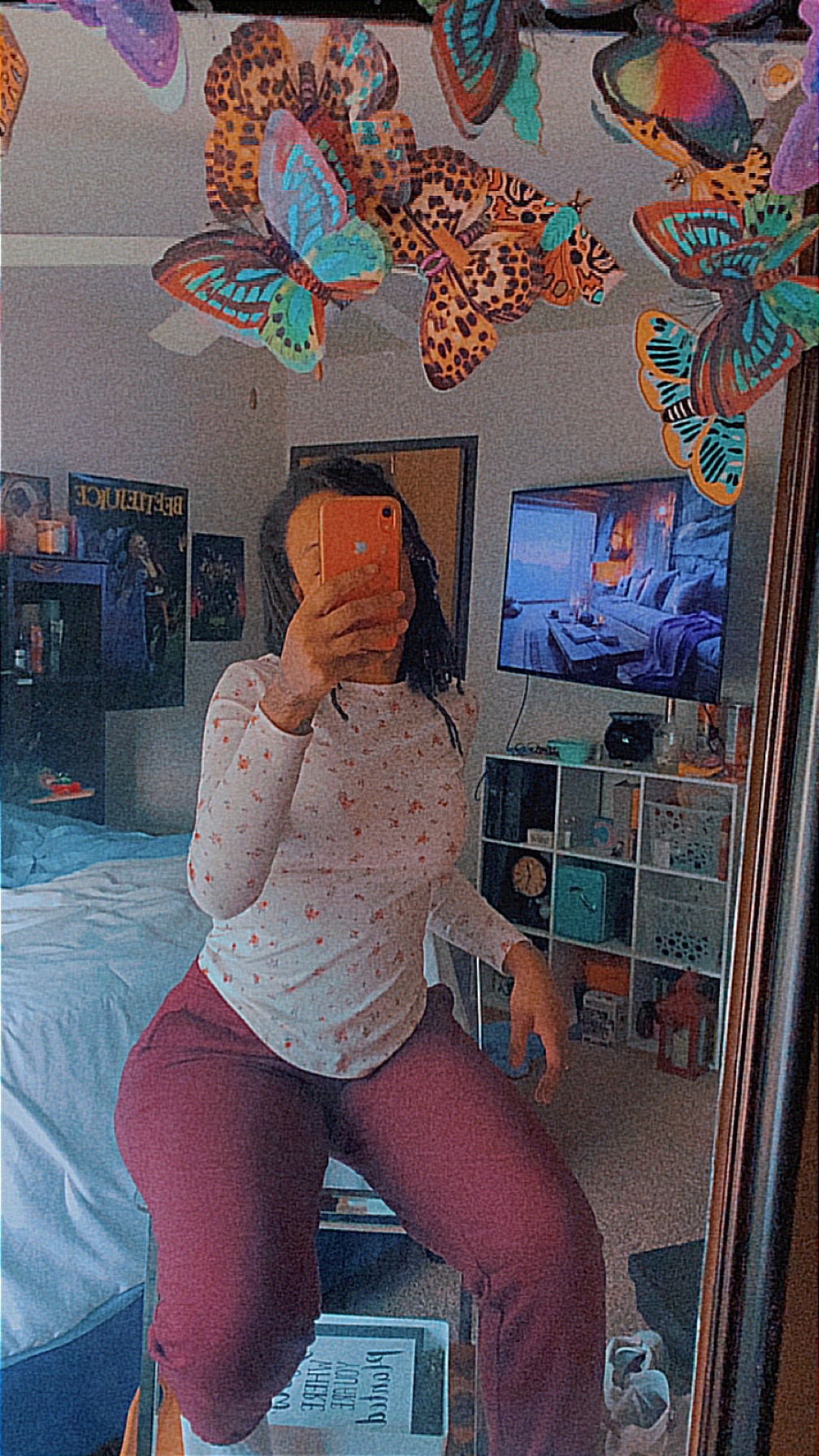 @Chezzie