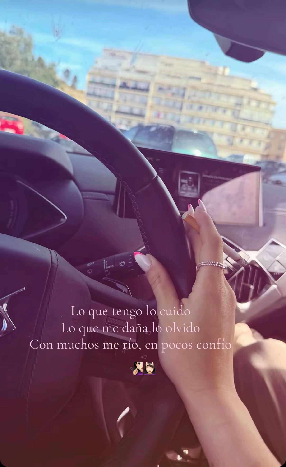 @laraaciid_