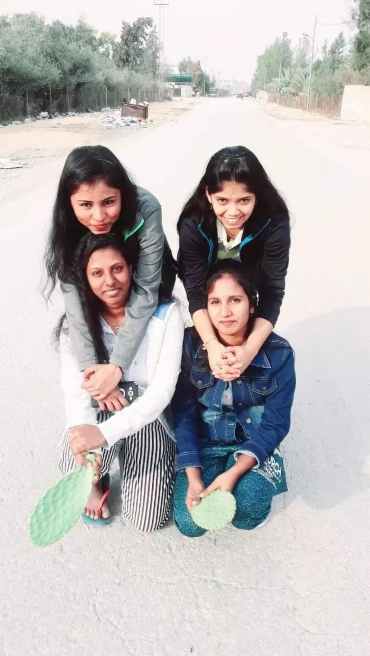 @vijiaviji96