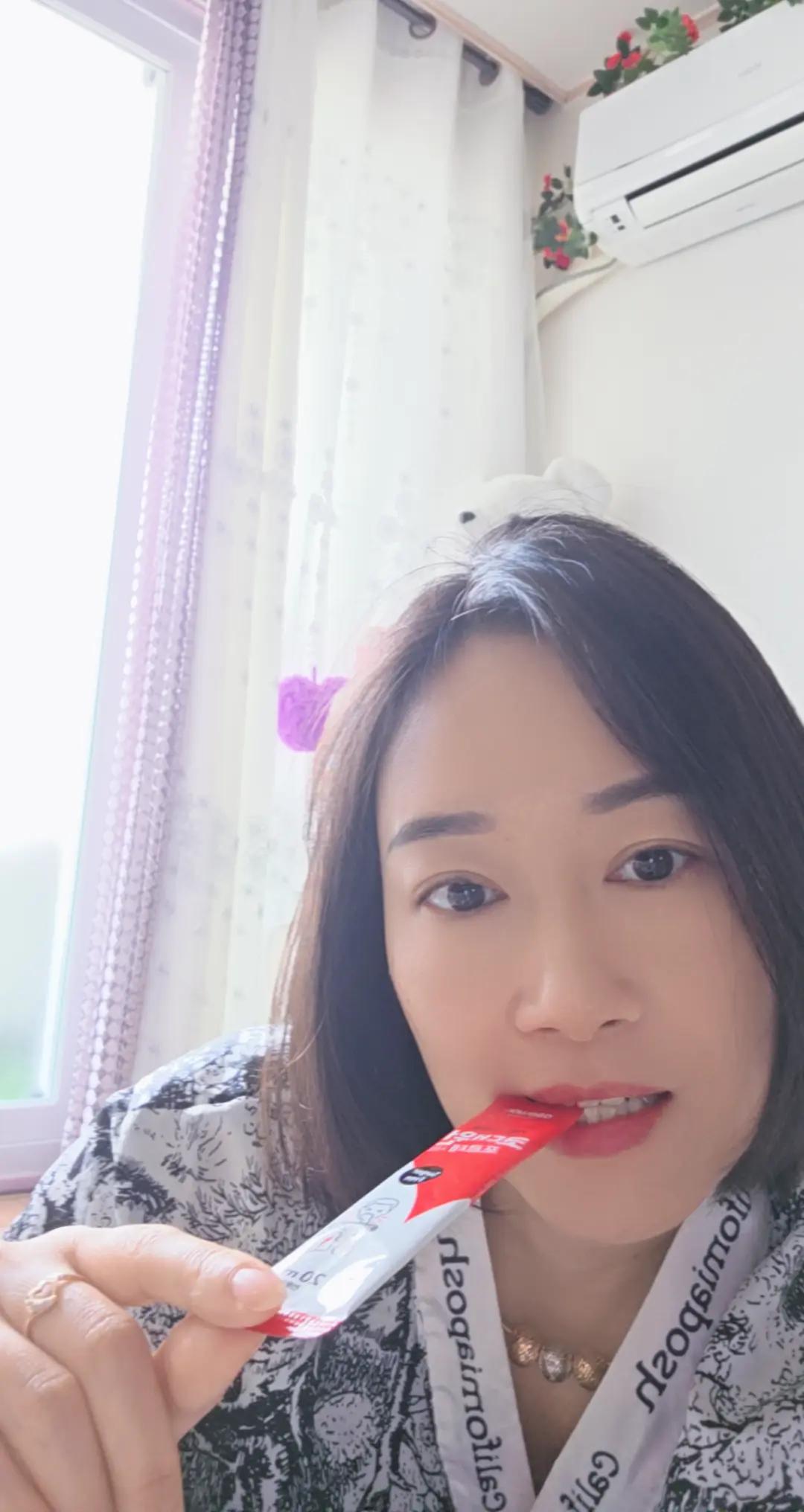 @g&aacute;i hải dương