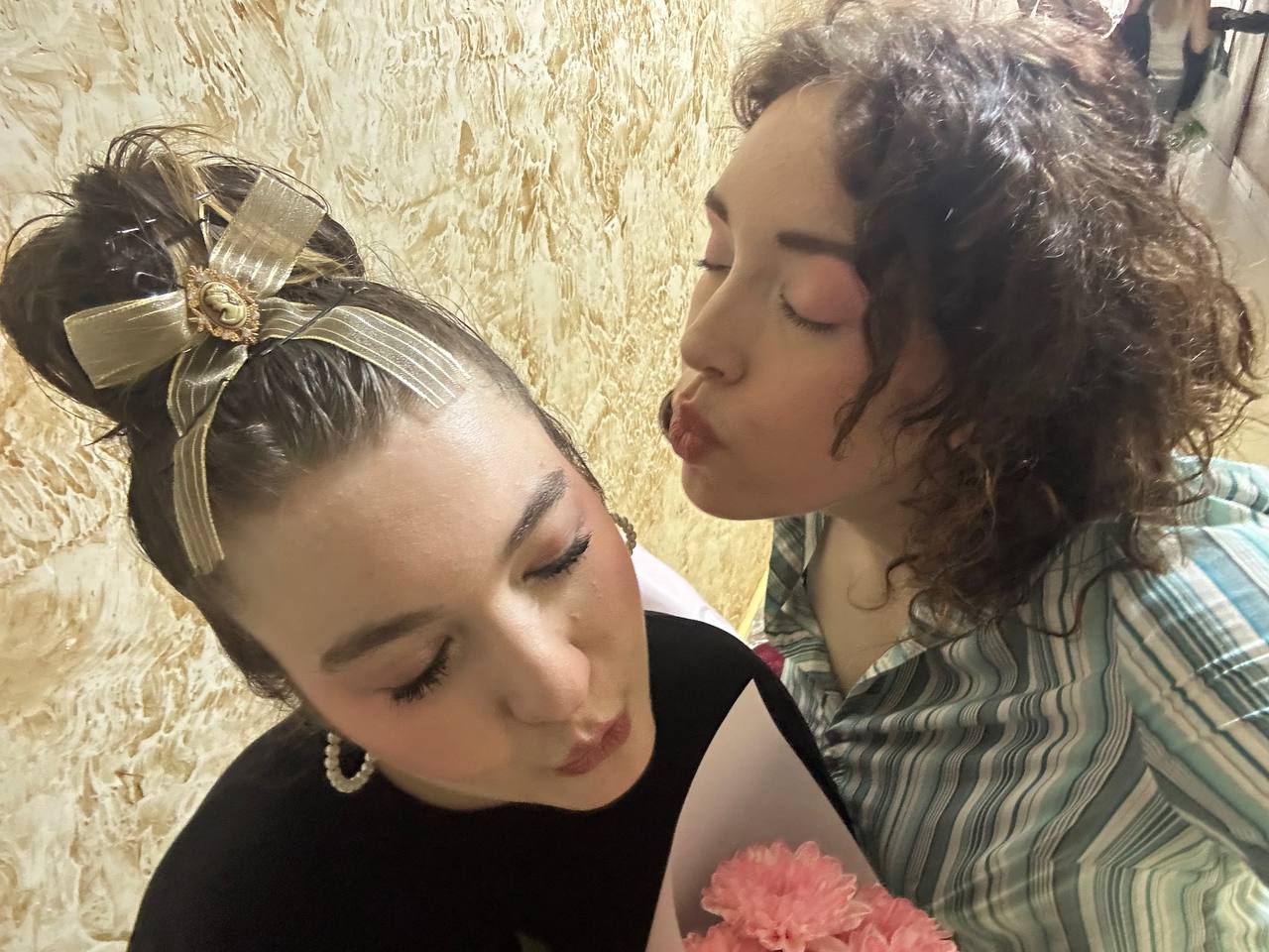 @𝓐𝓷𝓰𝓮𝓵𝓲𝓷𝓪