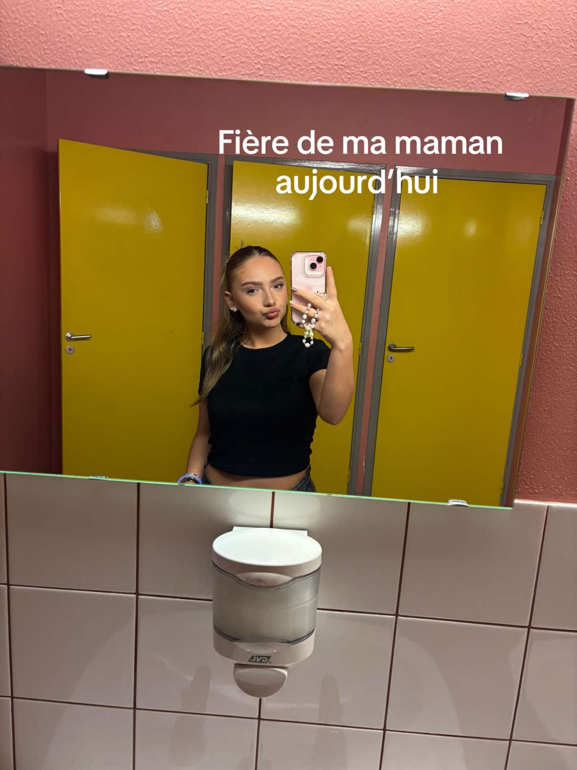 @lily_paris