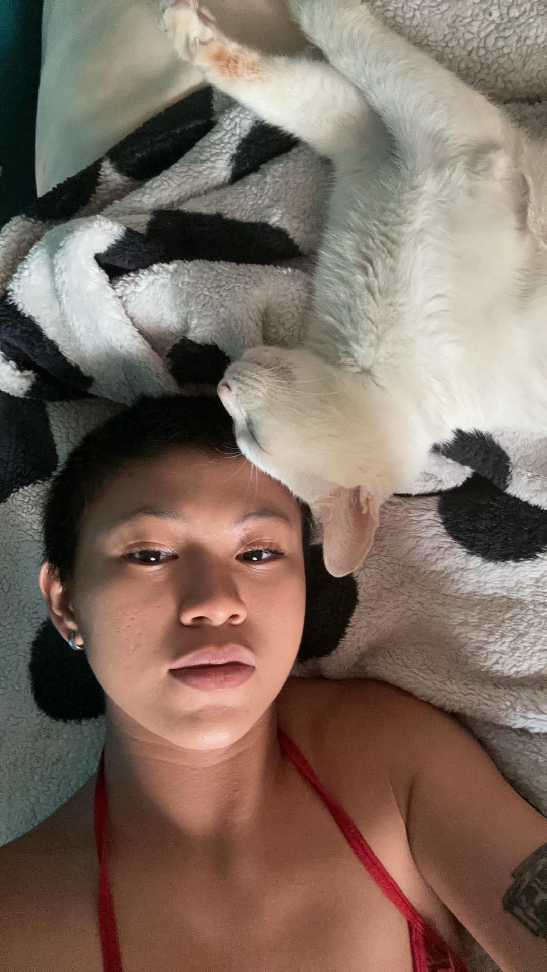 @Biyarouge on IG