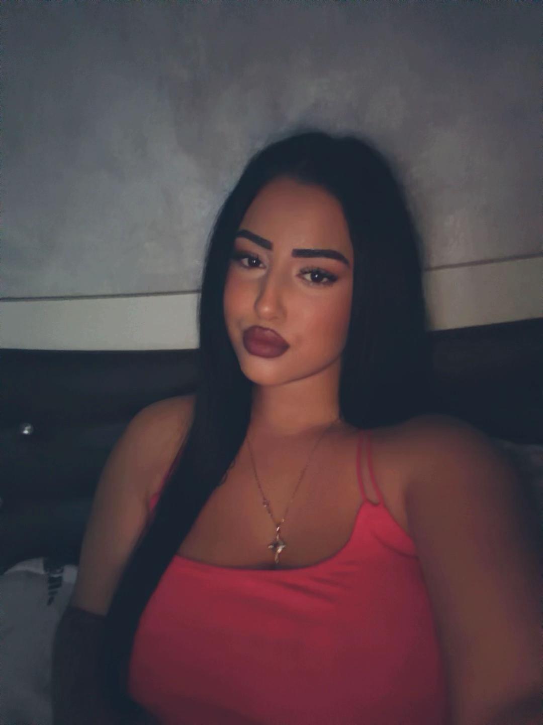 @Corinushh