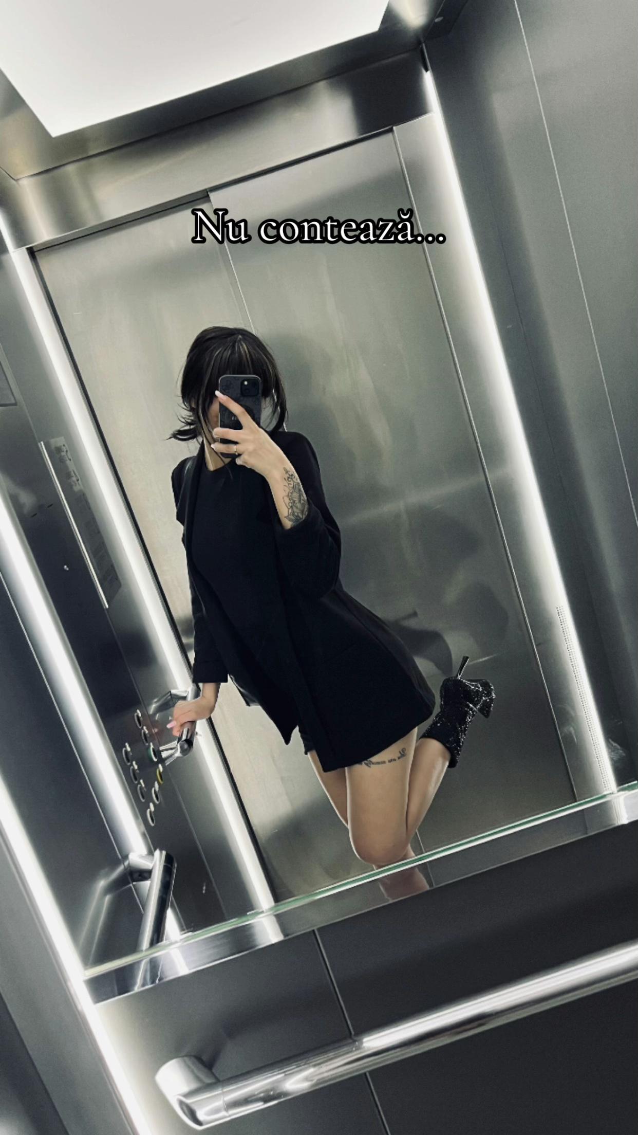 @Elenuș🧸