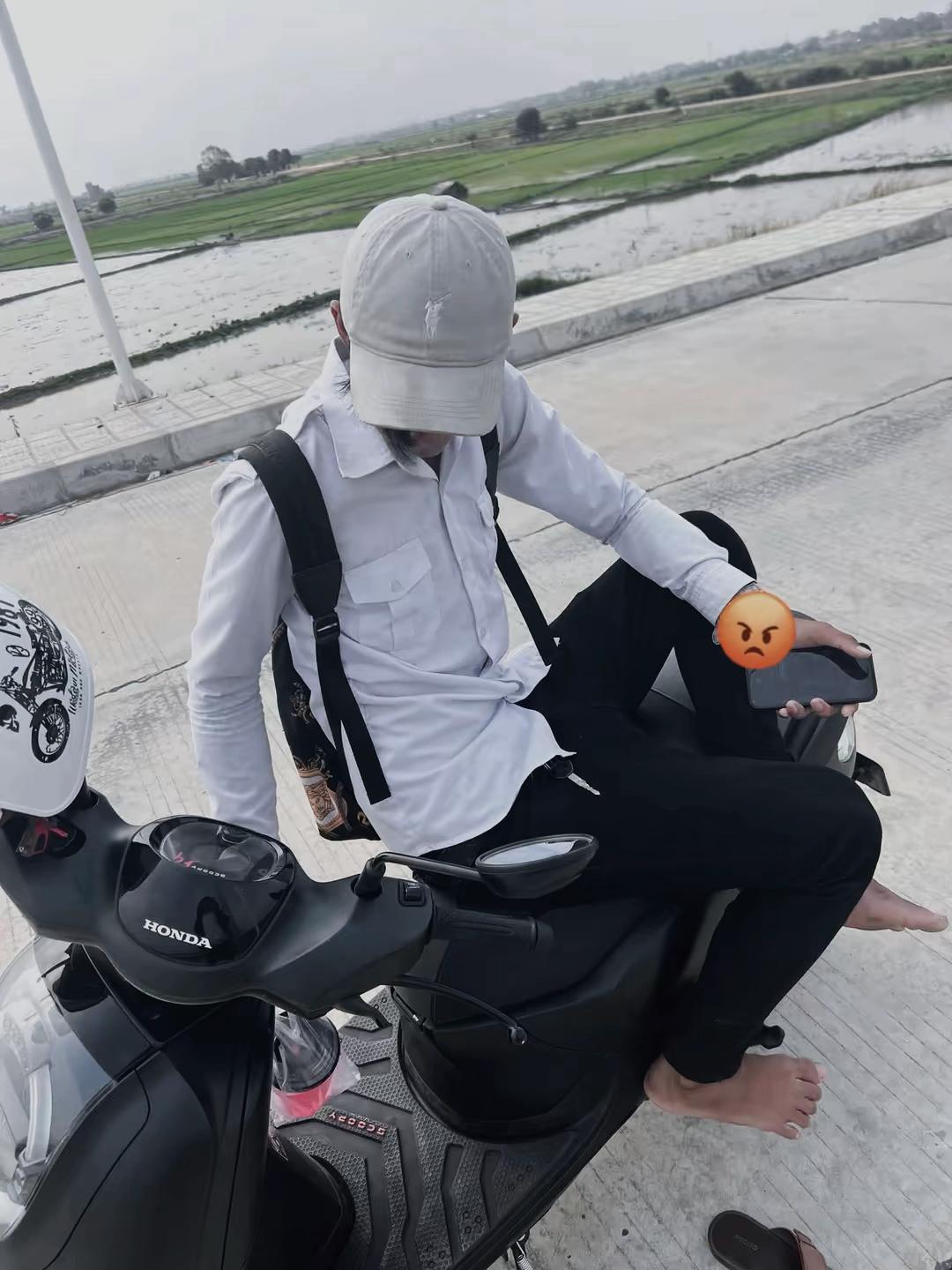 @🐙