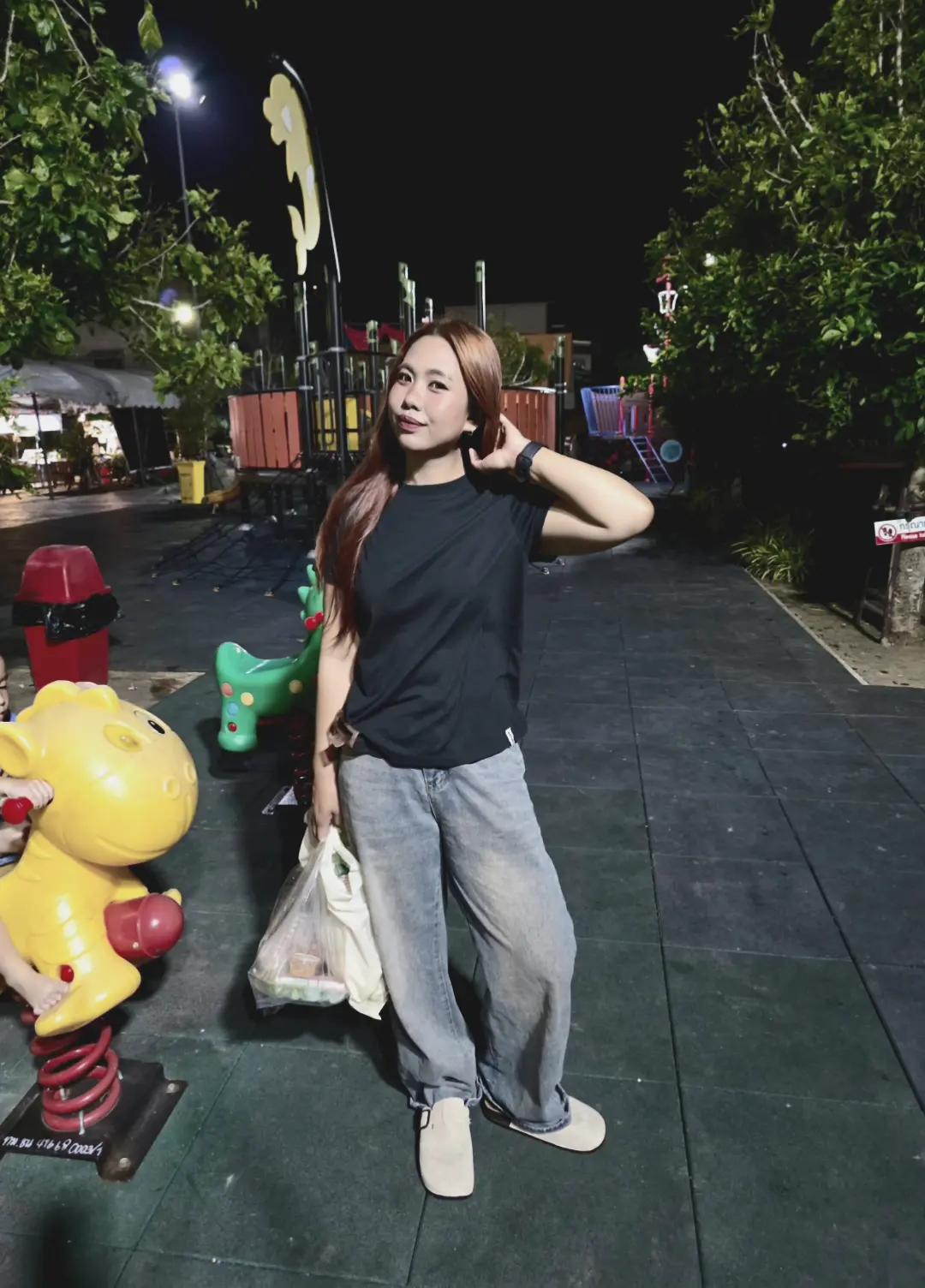 @ยืนงงในดงหมู🐷🐷