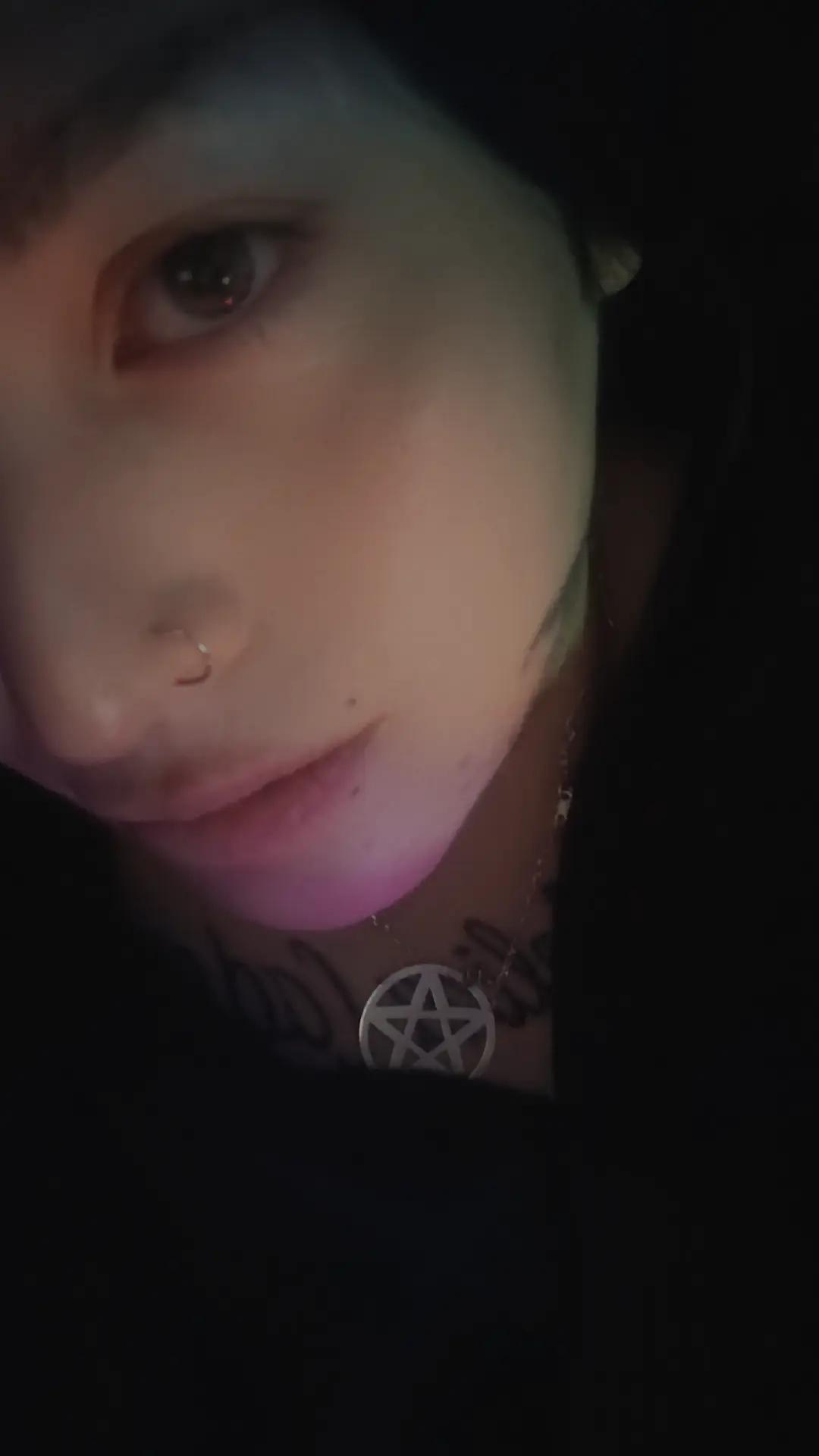 @L&iacute;nn 🔵