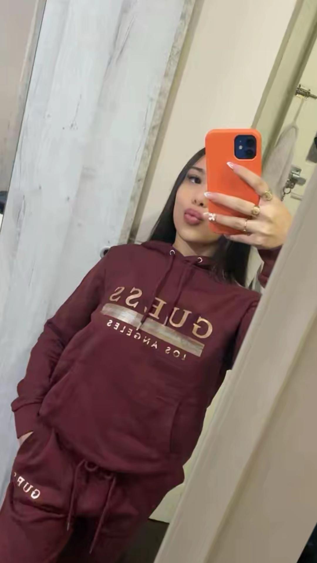 @JULI CLARA
