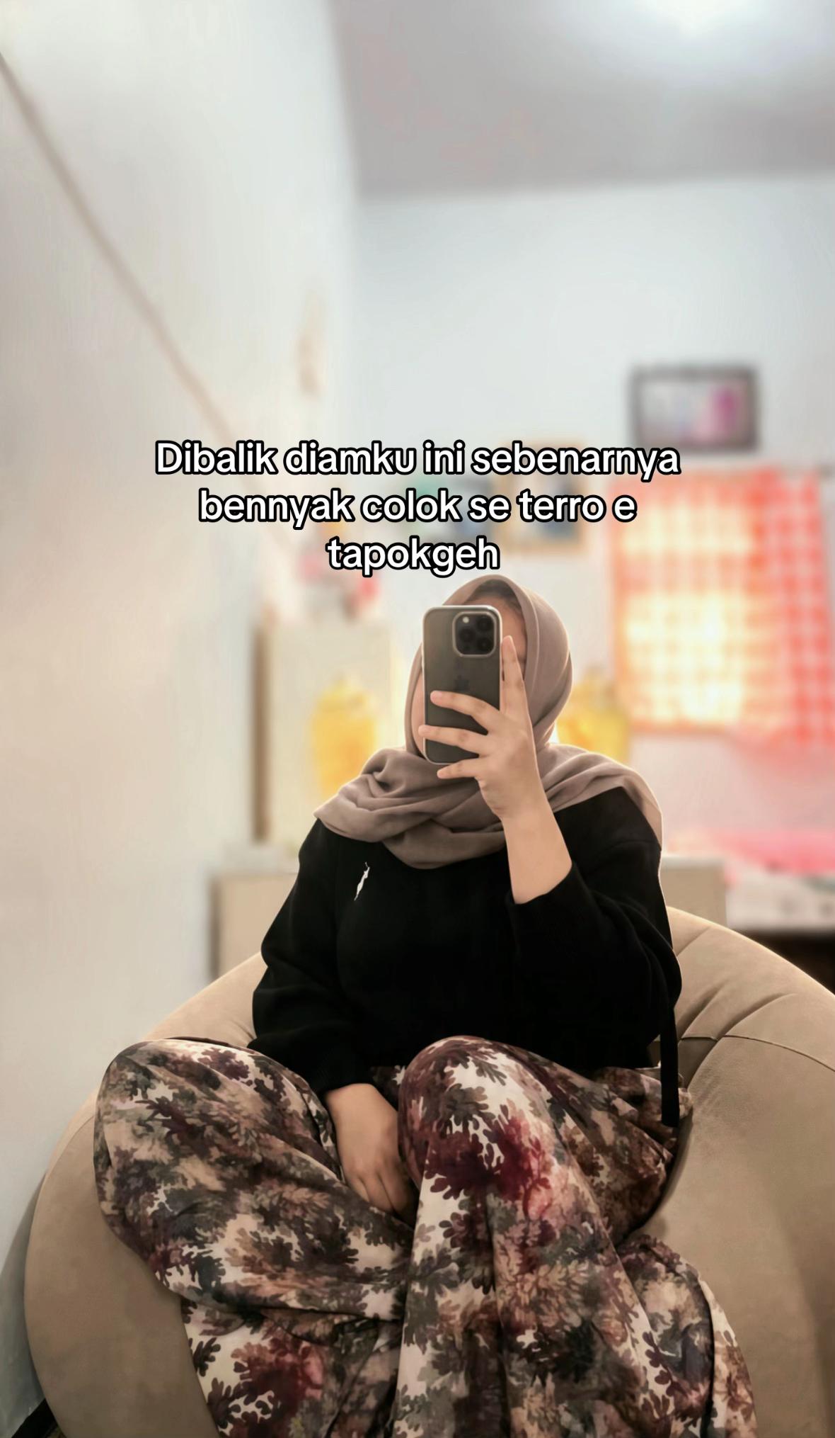 @Nitaa니타