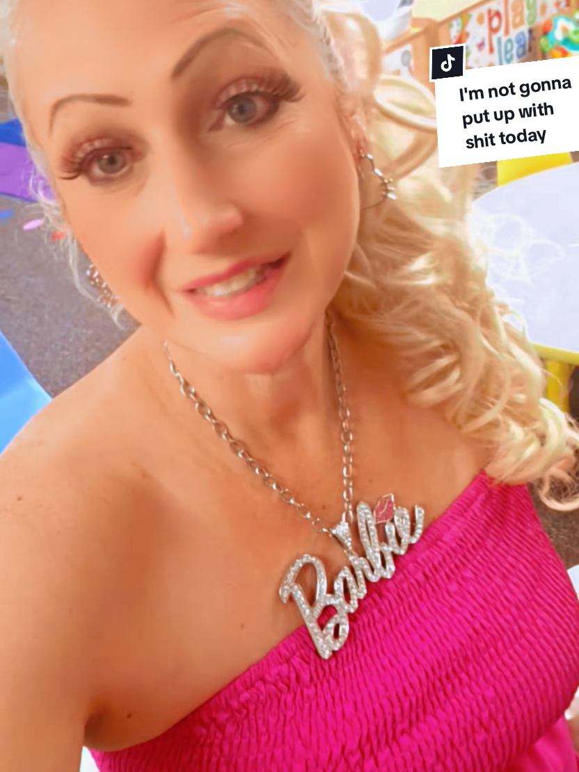@justlikebarbie