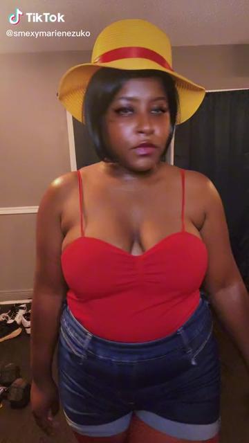 @Smexymarie22