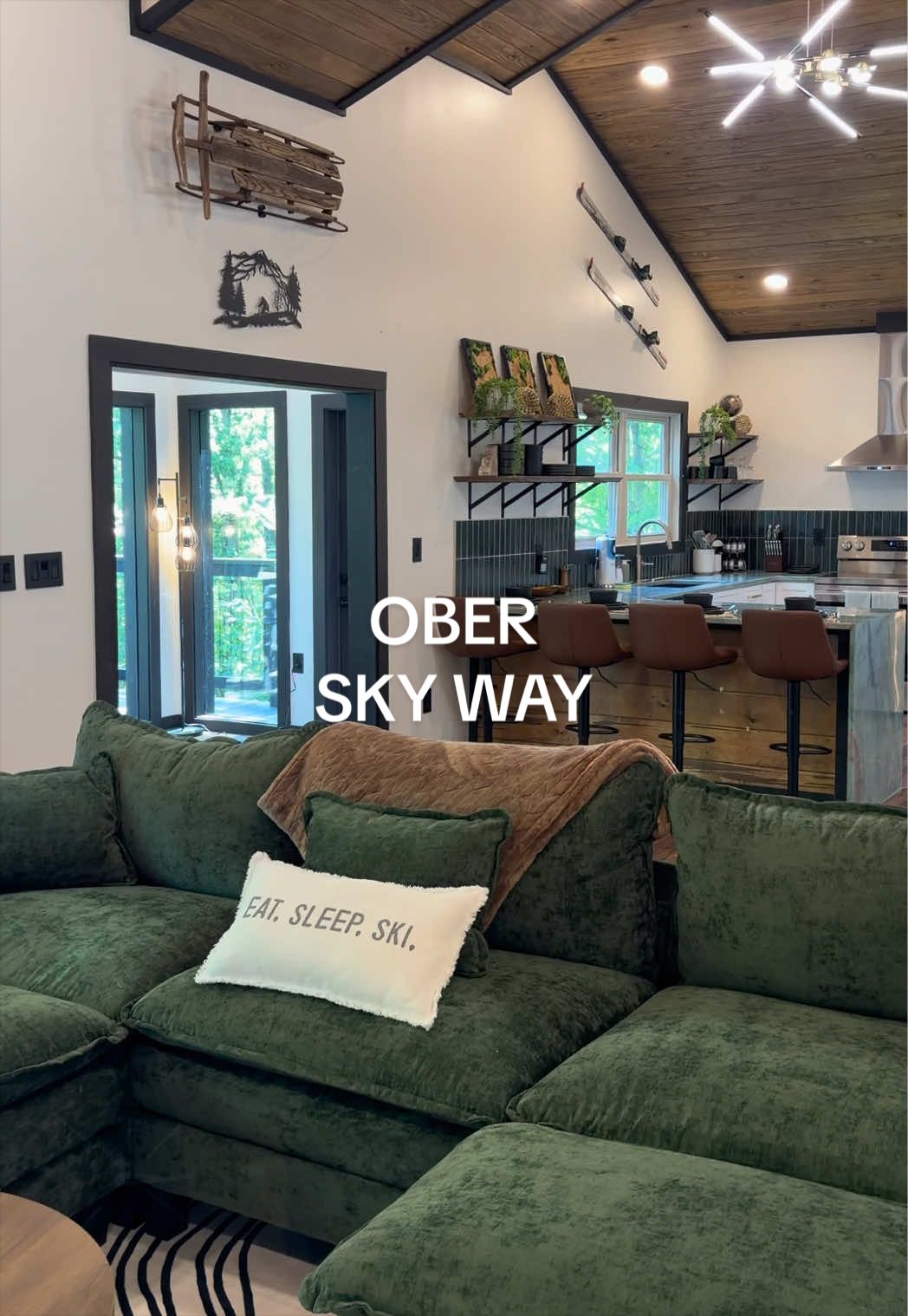 @Luxury Cabin Getaways