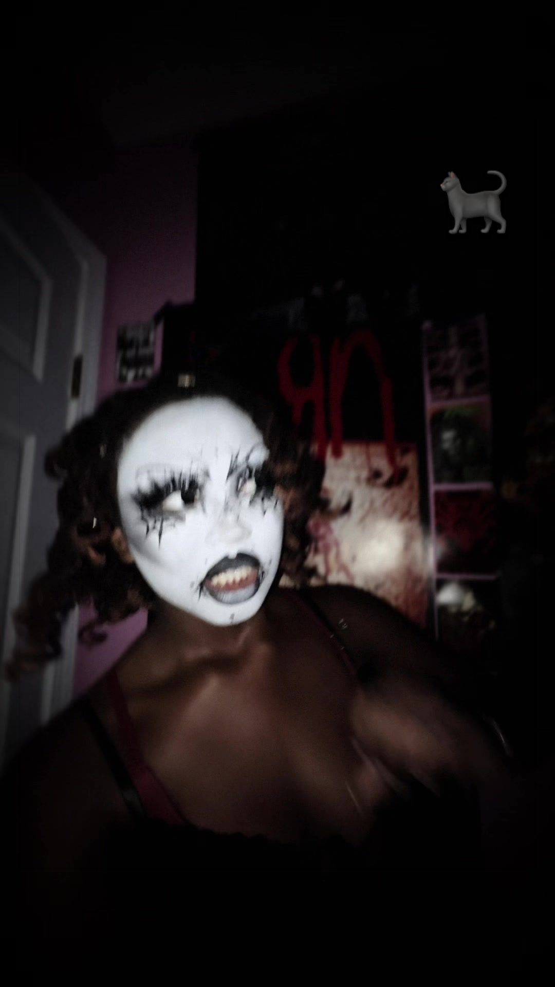 @Kenyaa