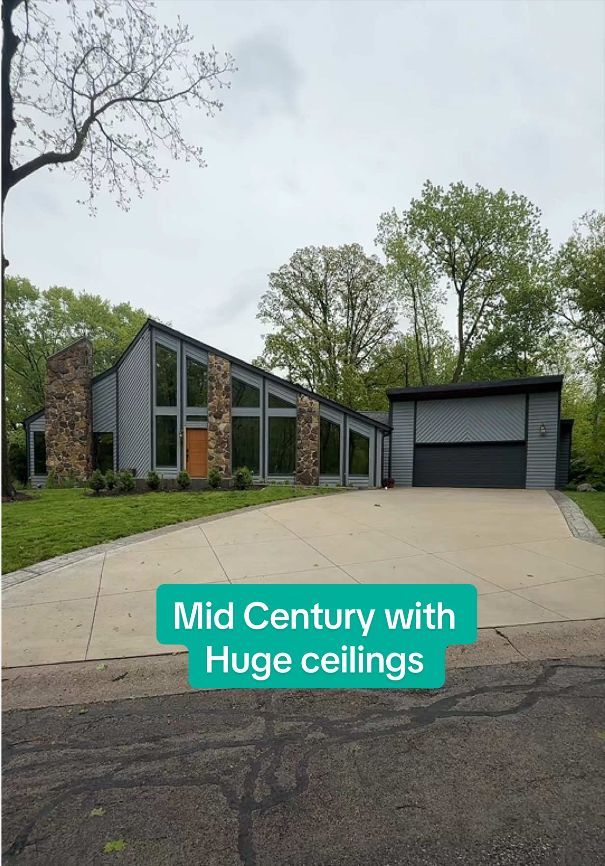 @FindALotToLove. Indy Realtor