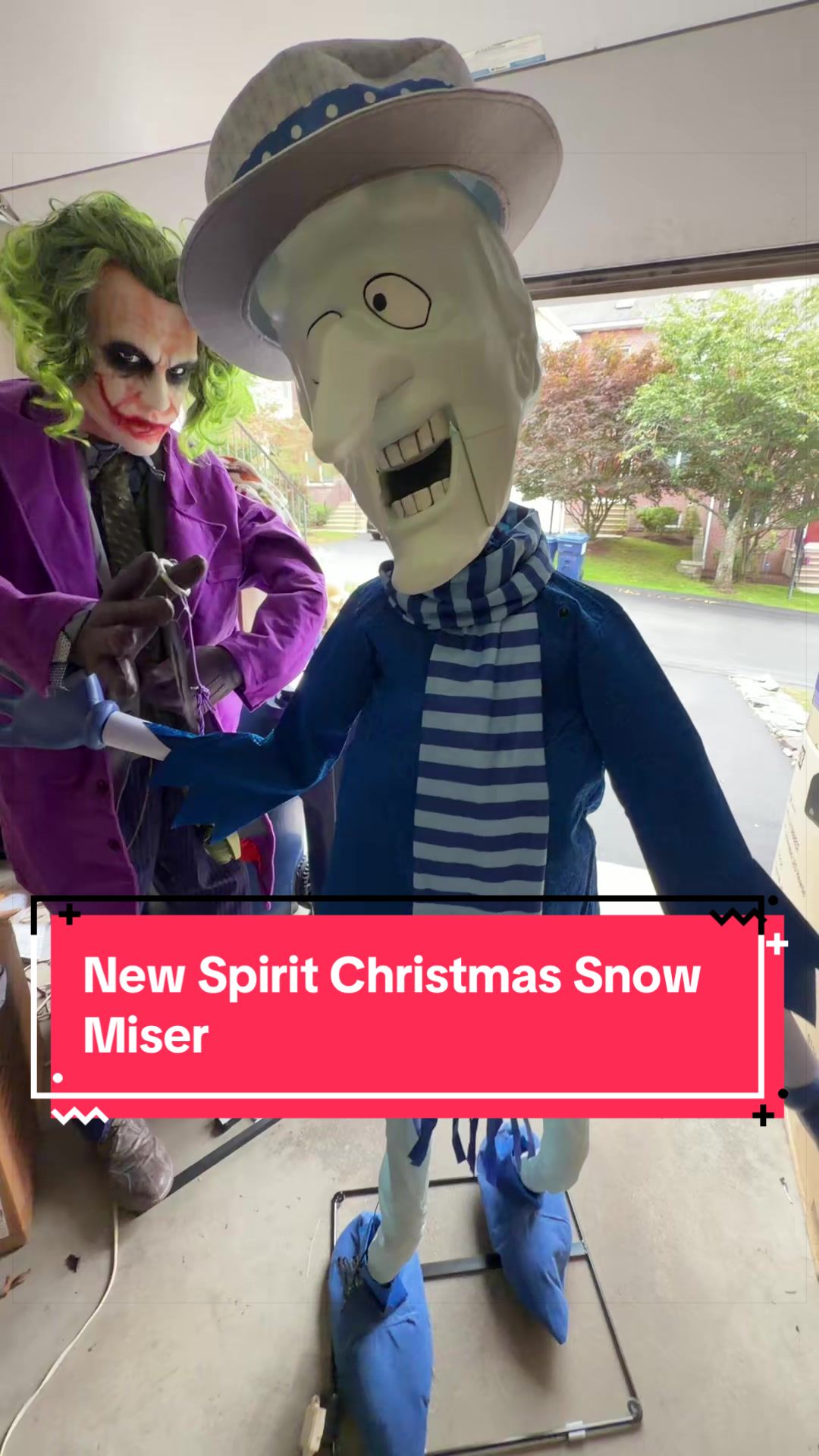 @Deezanimatronics
