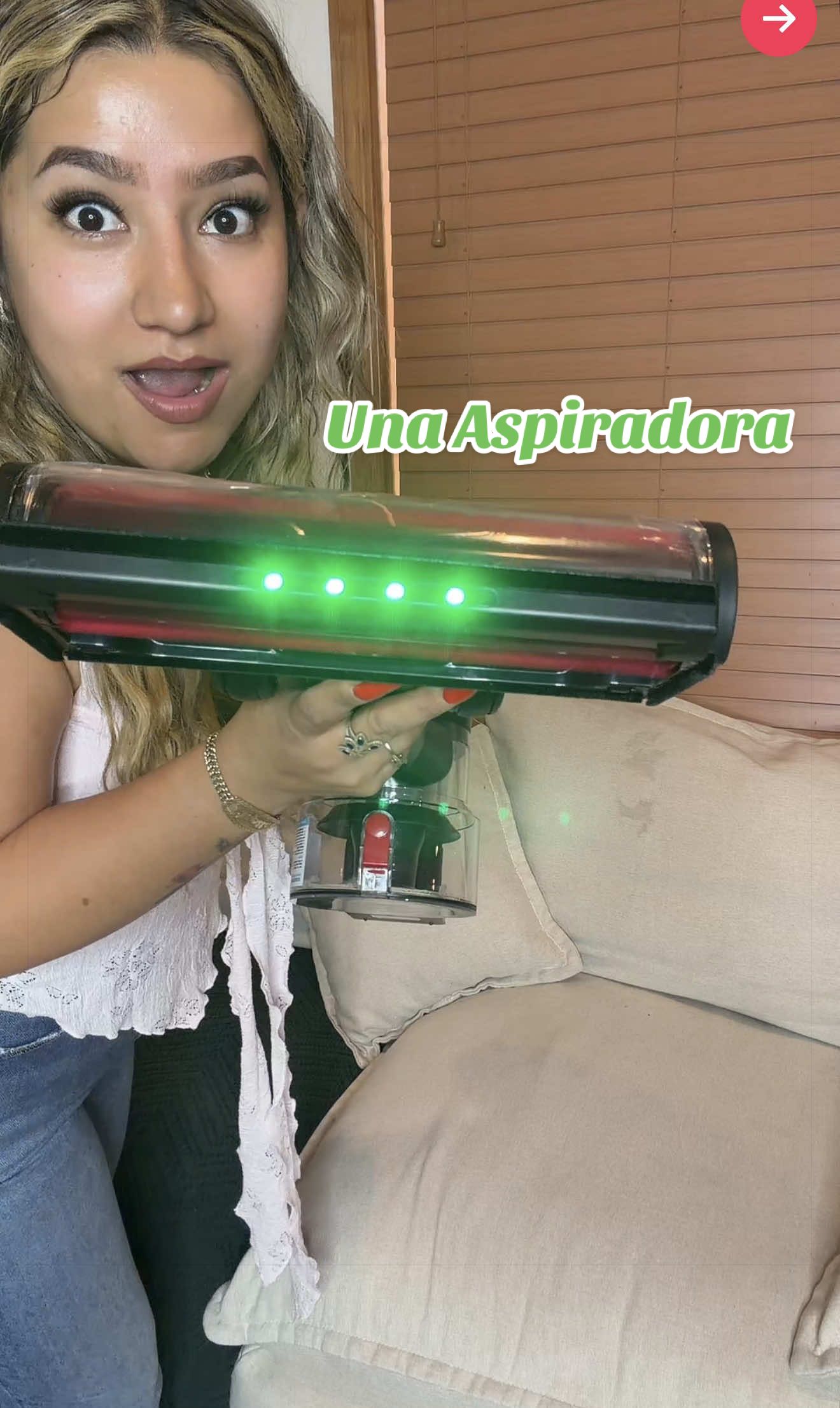 @lupithazzepeda