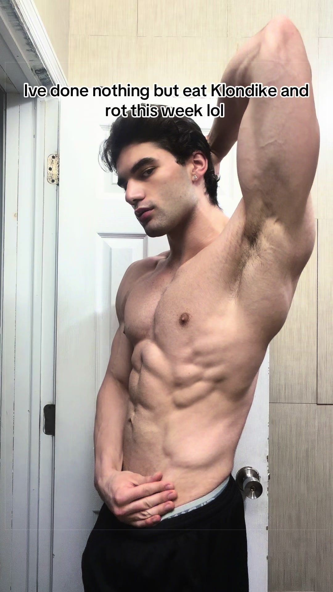 @qayro9