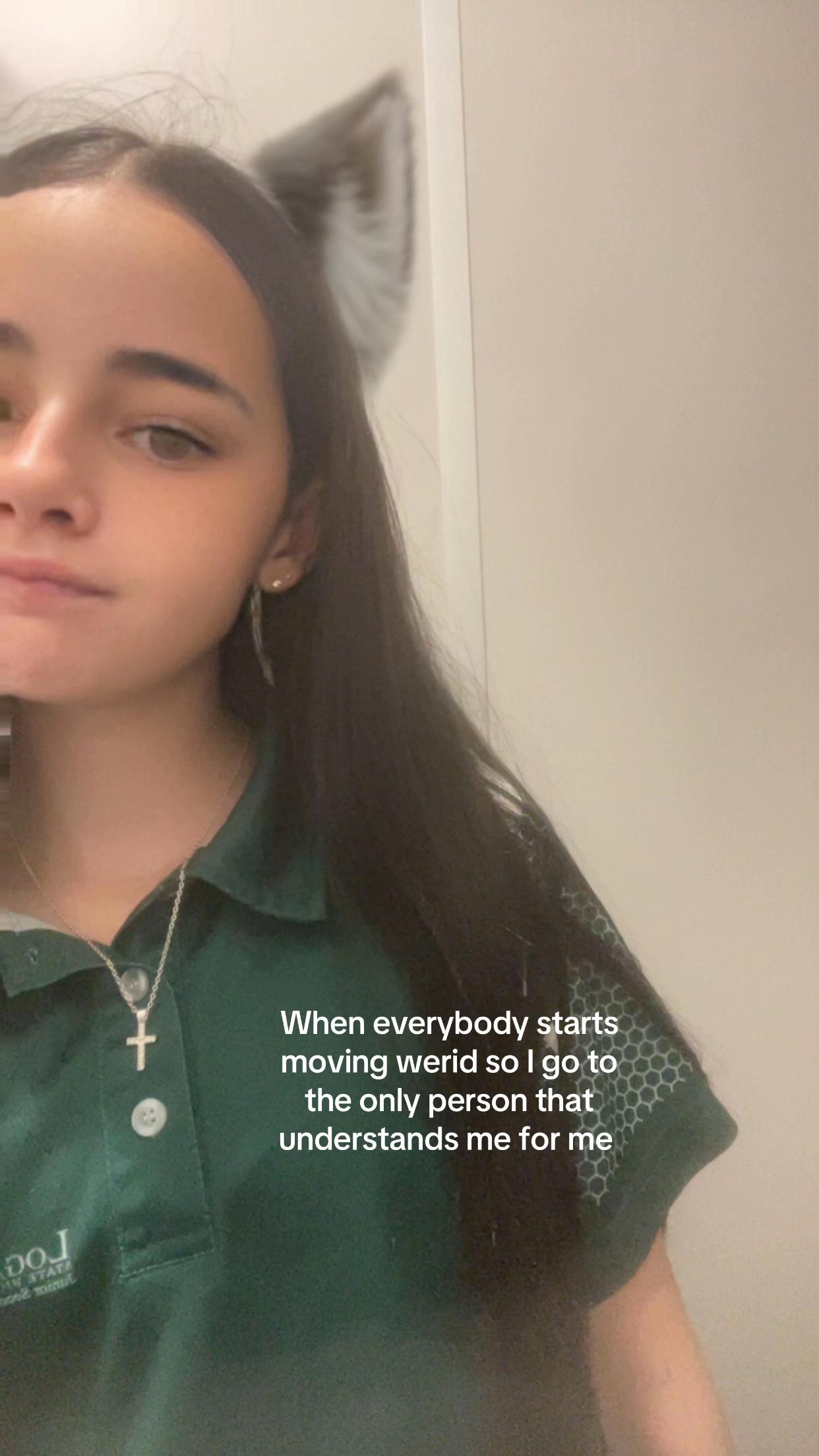 @𝓈𝒾ℯ𝓃𝓃𝒶༒