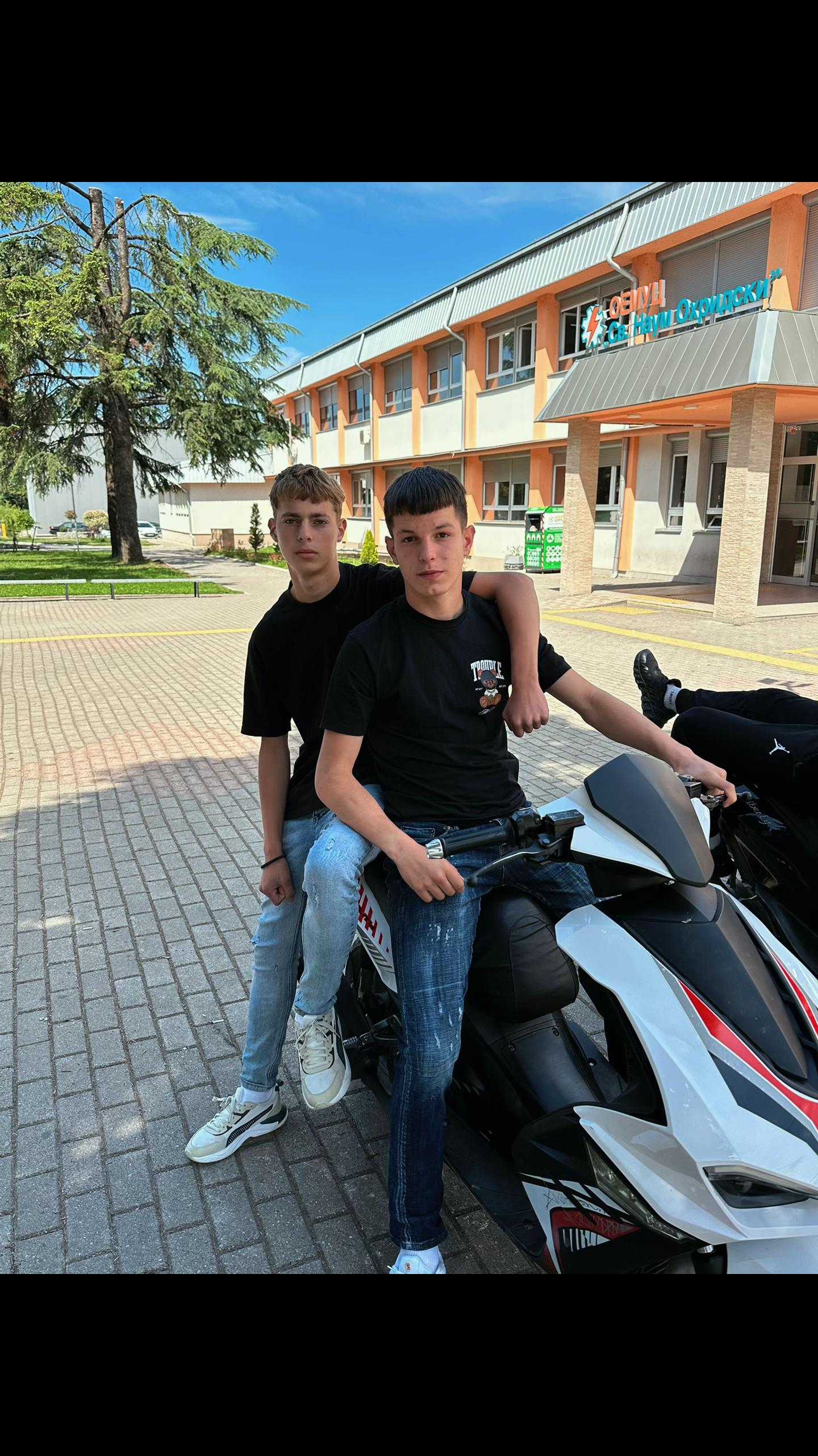 @Zajce🐇