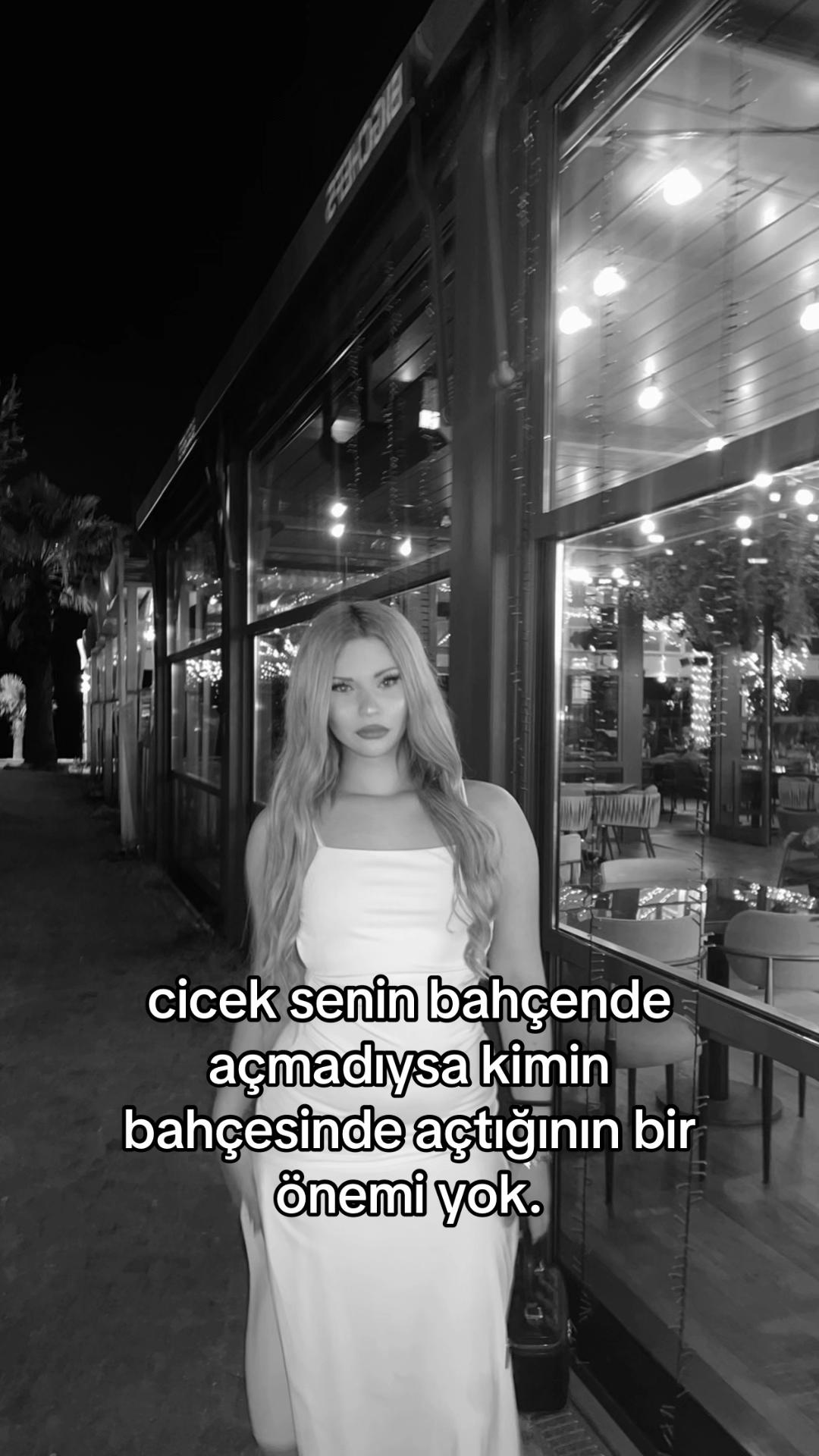 @Tanayy