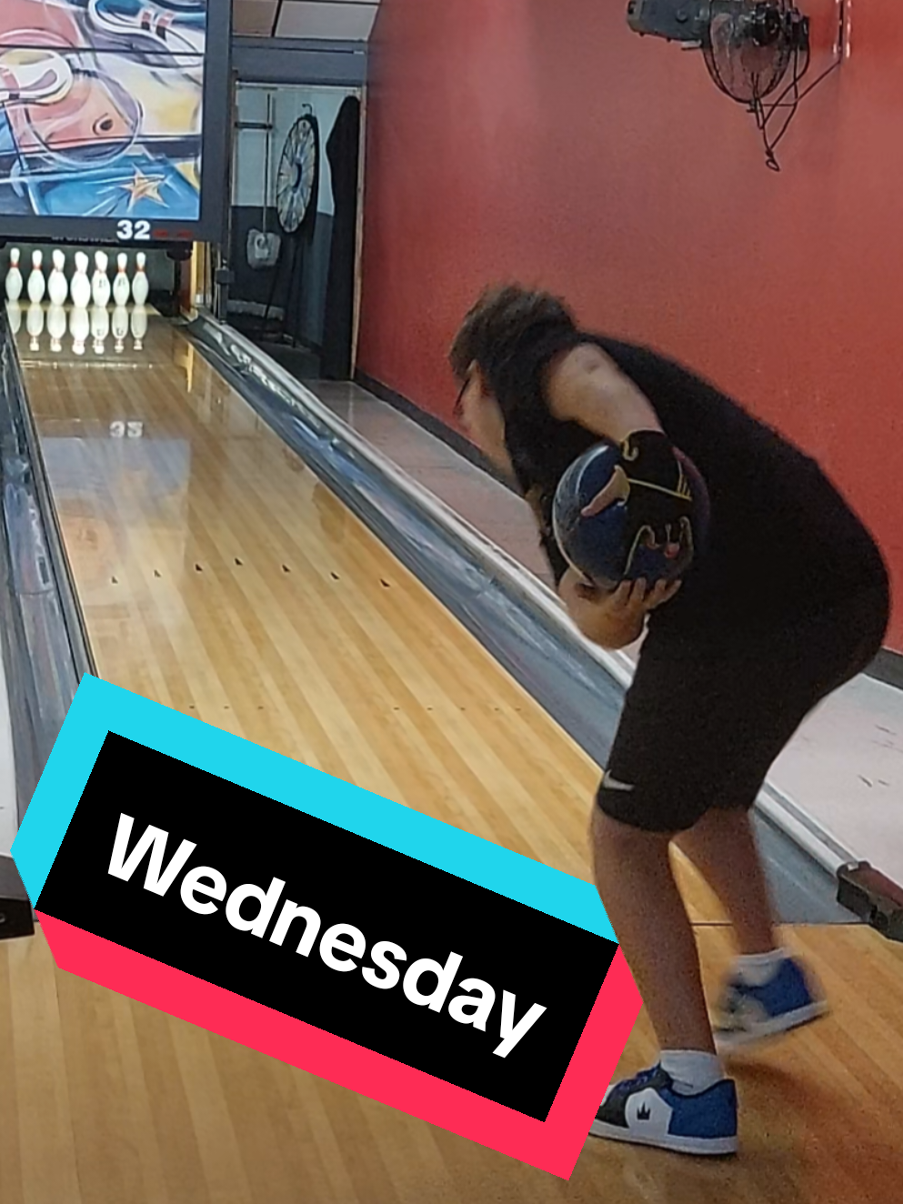 @Aarondoesbowling