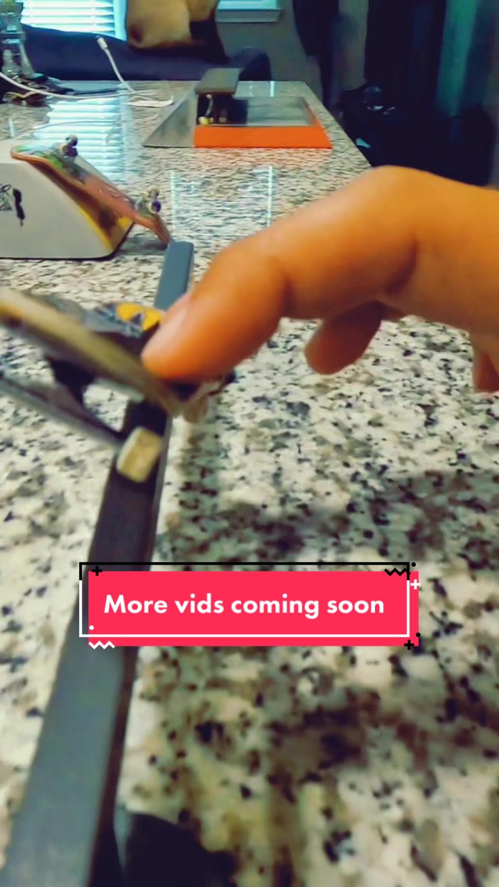 @Arturo (FingerFlipped)