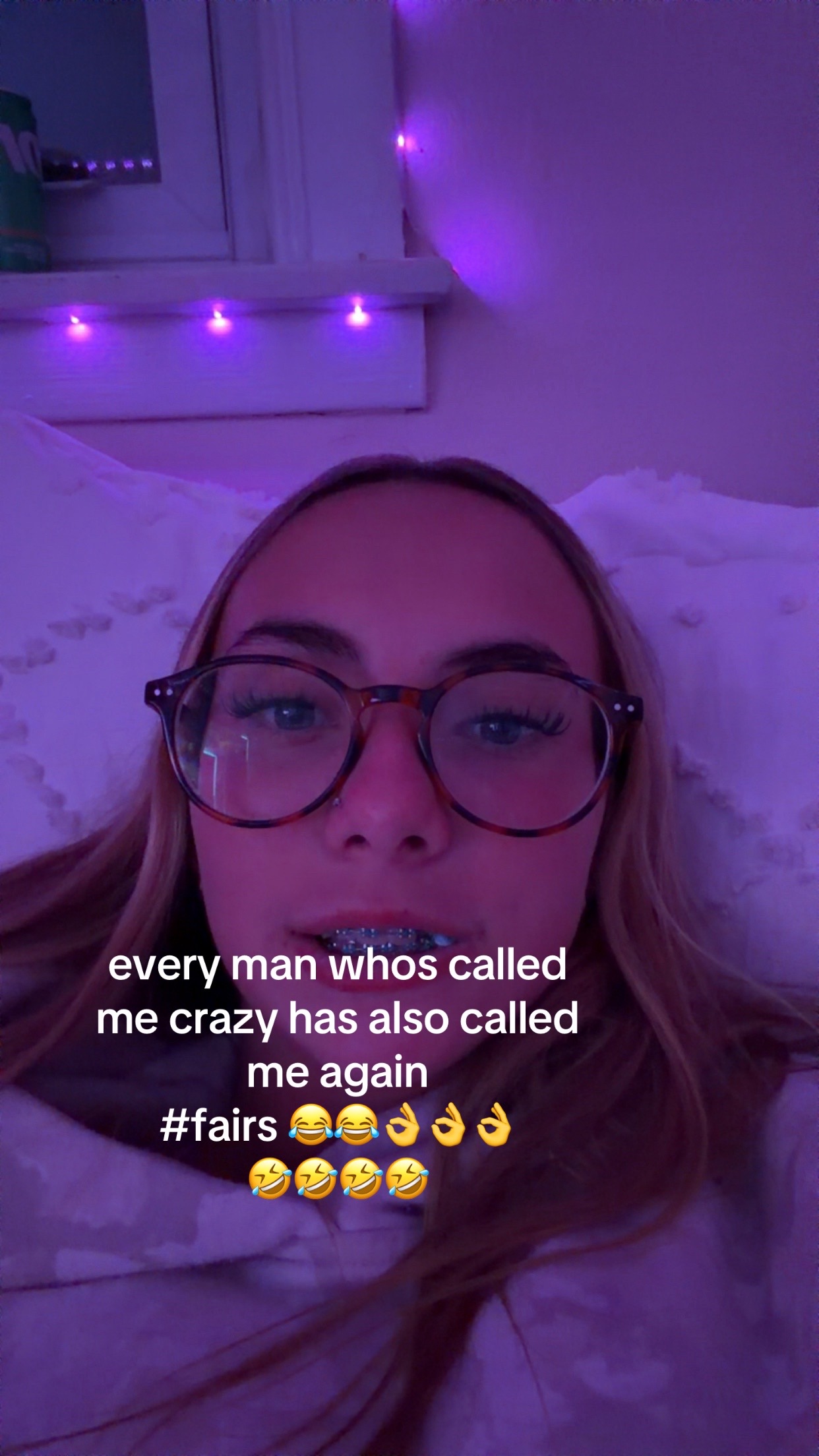 @???