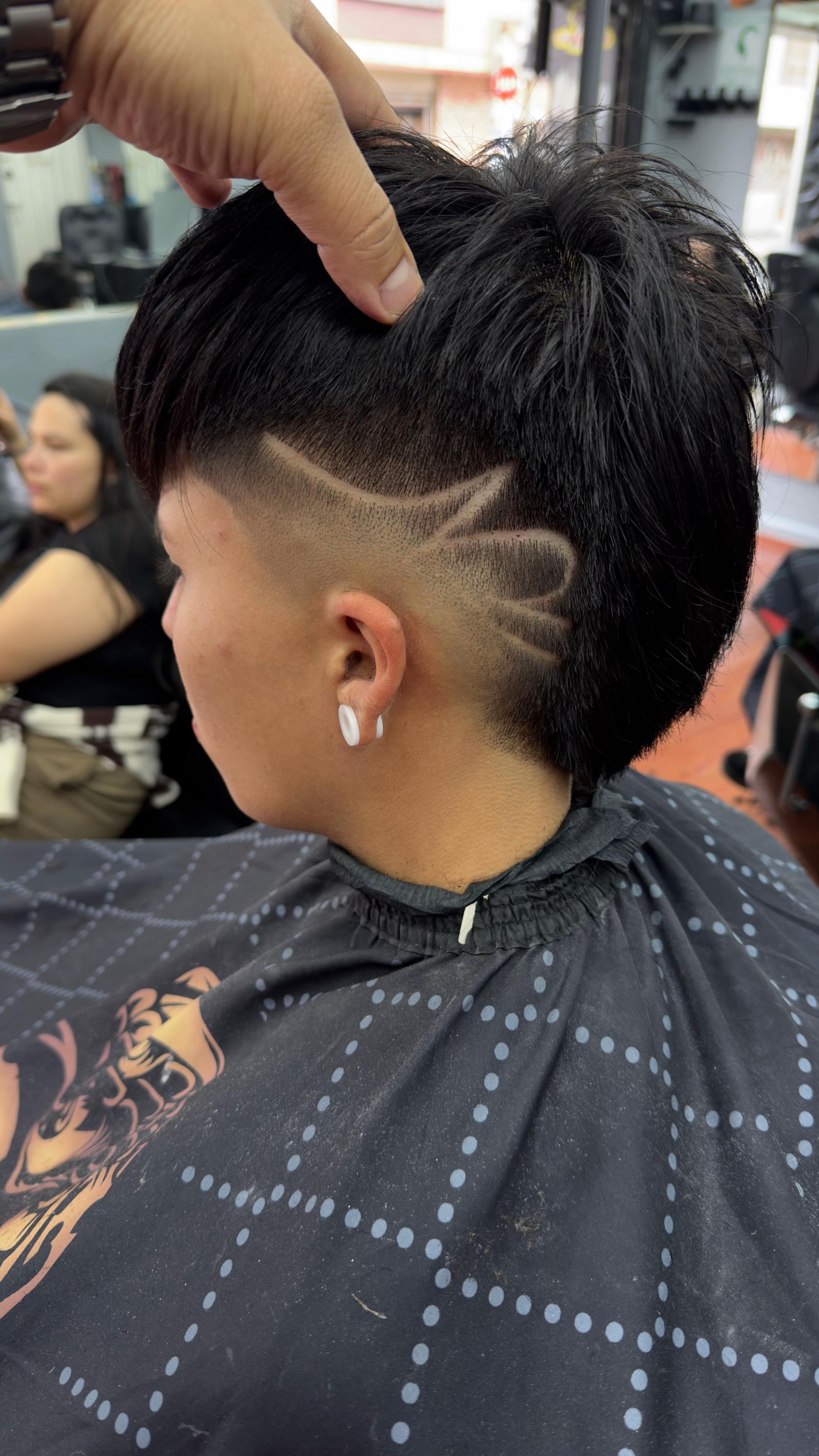 @the chato barber shop💰