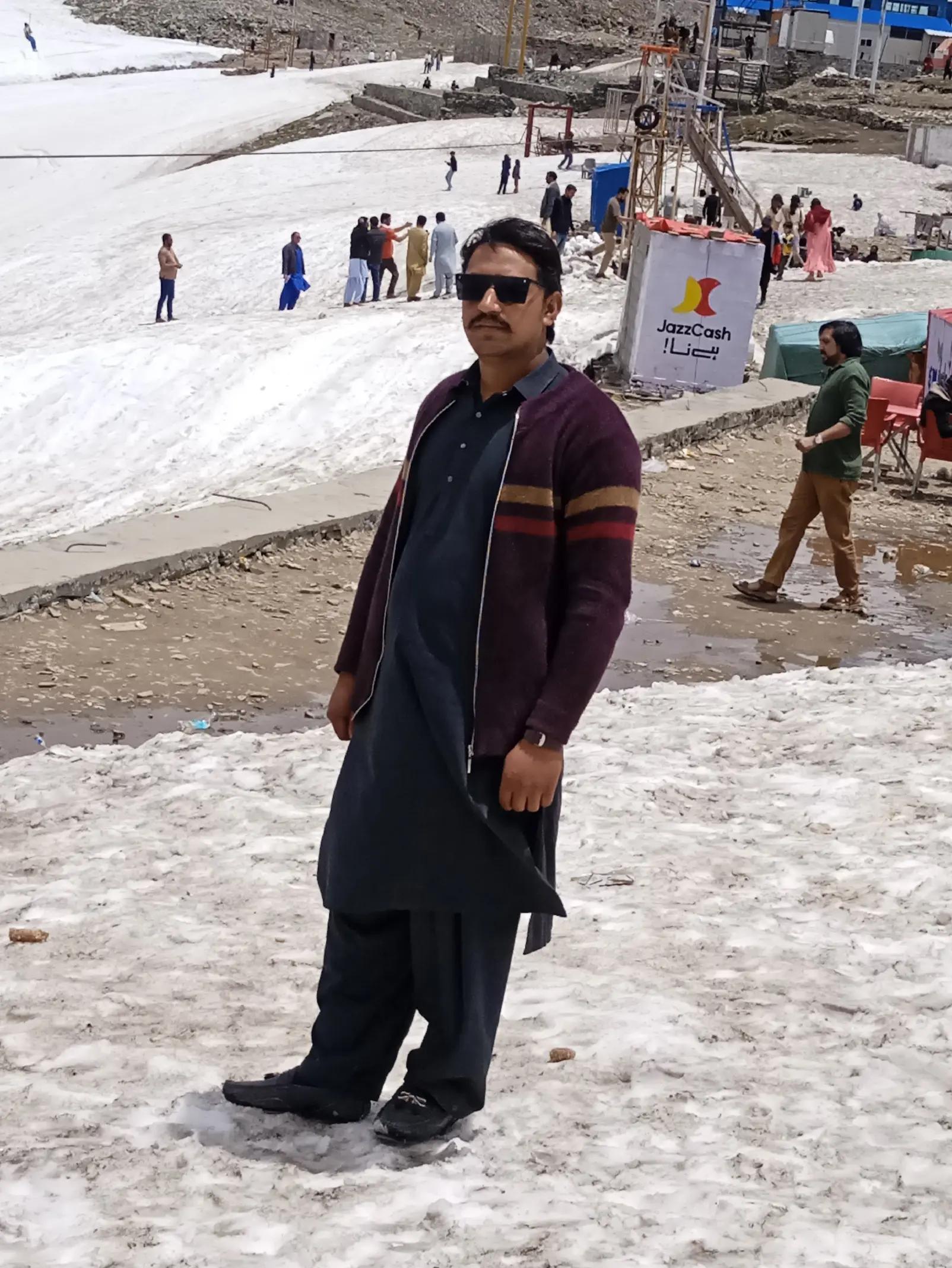 @Eجaz Qasim