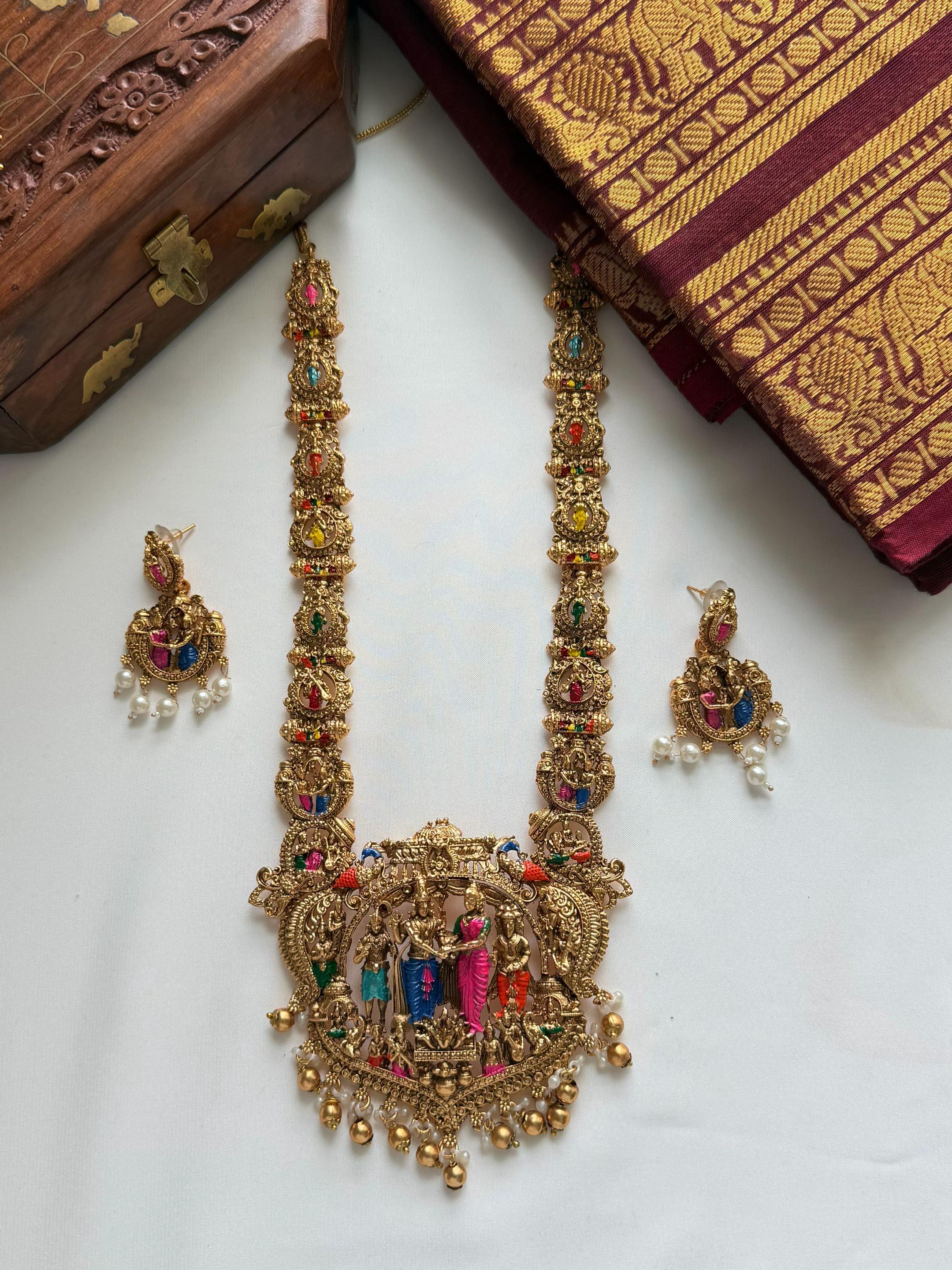 @Aiswarya jewel house