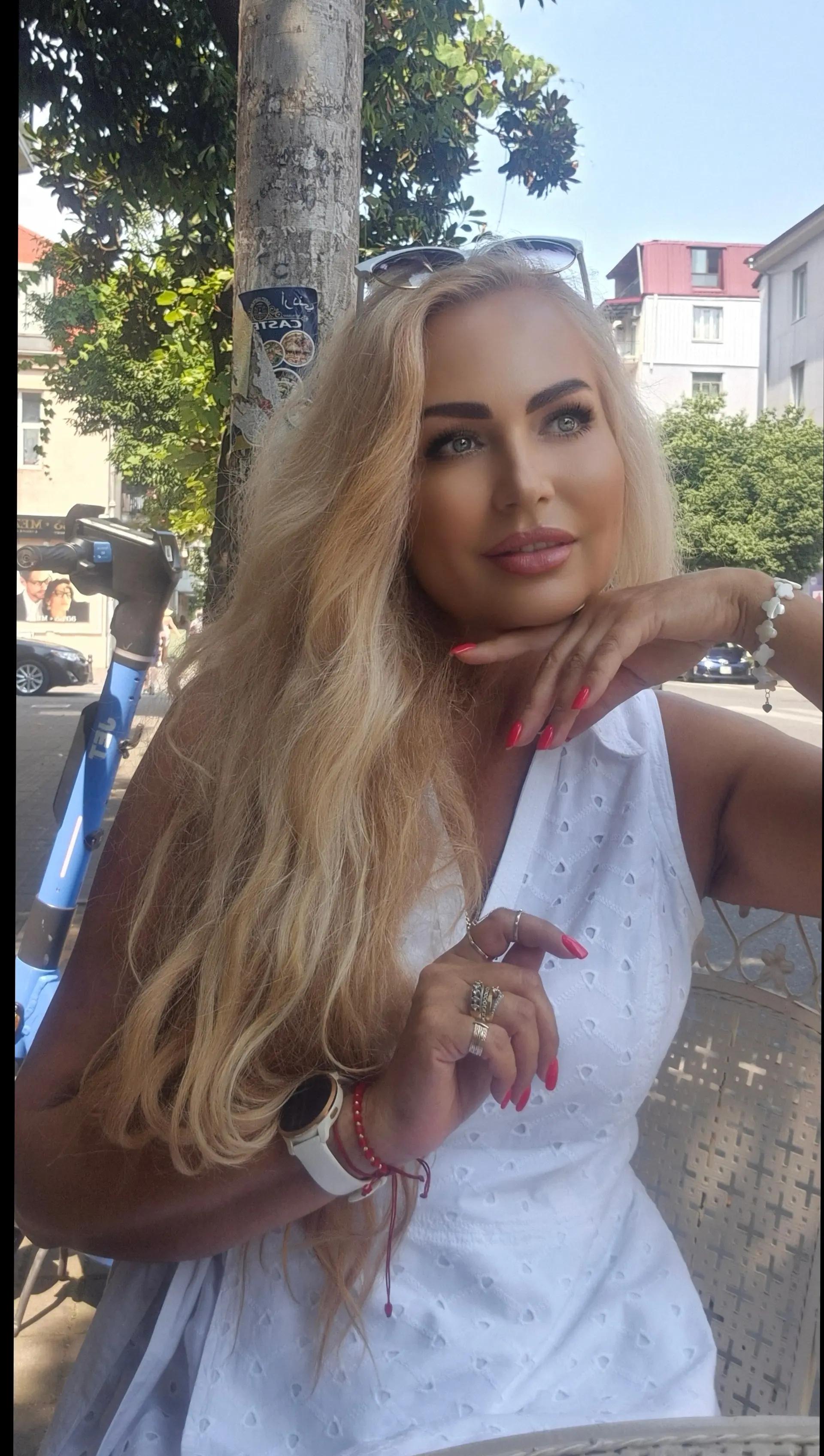 @👑ANGEL_ENNI 👑