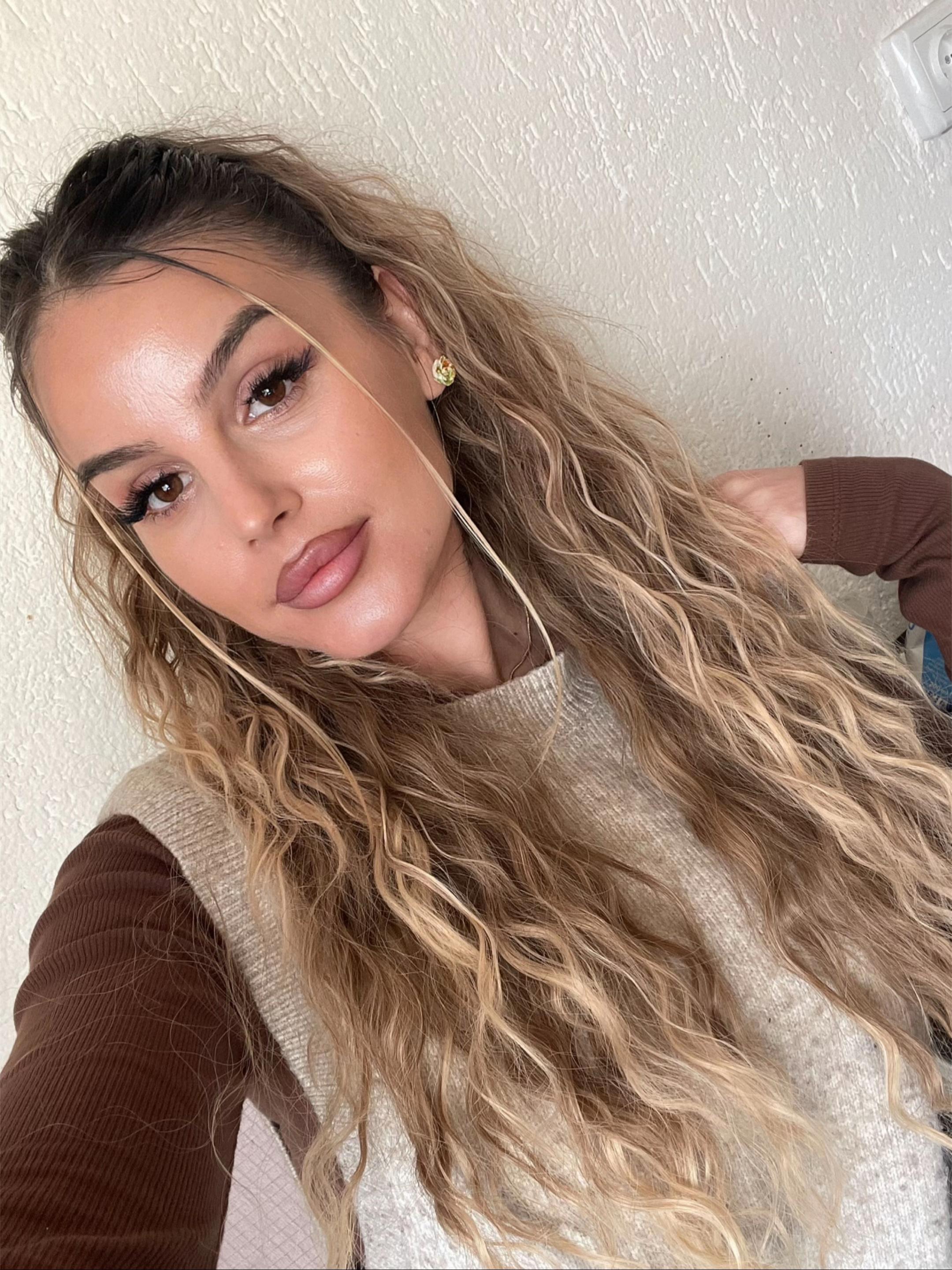 @Gabryela