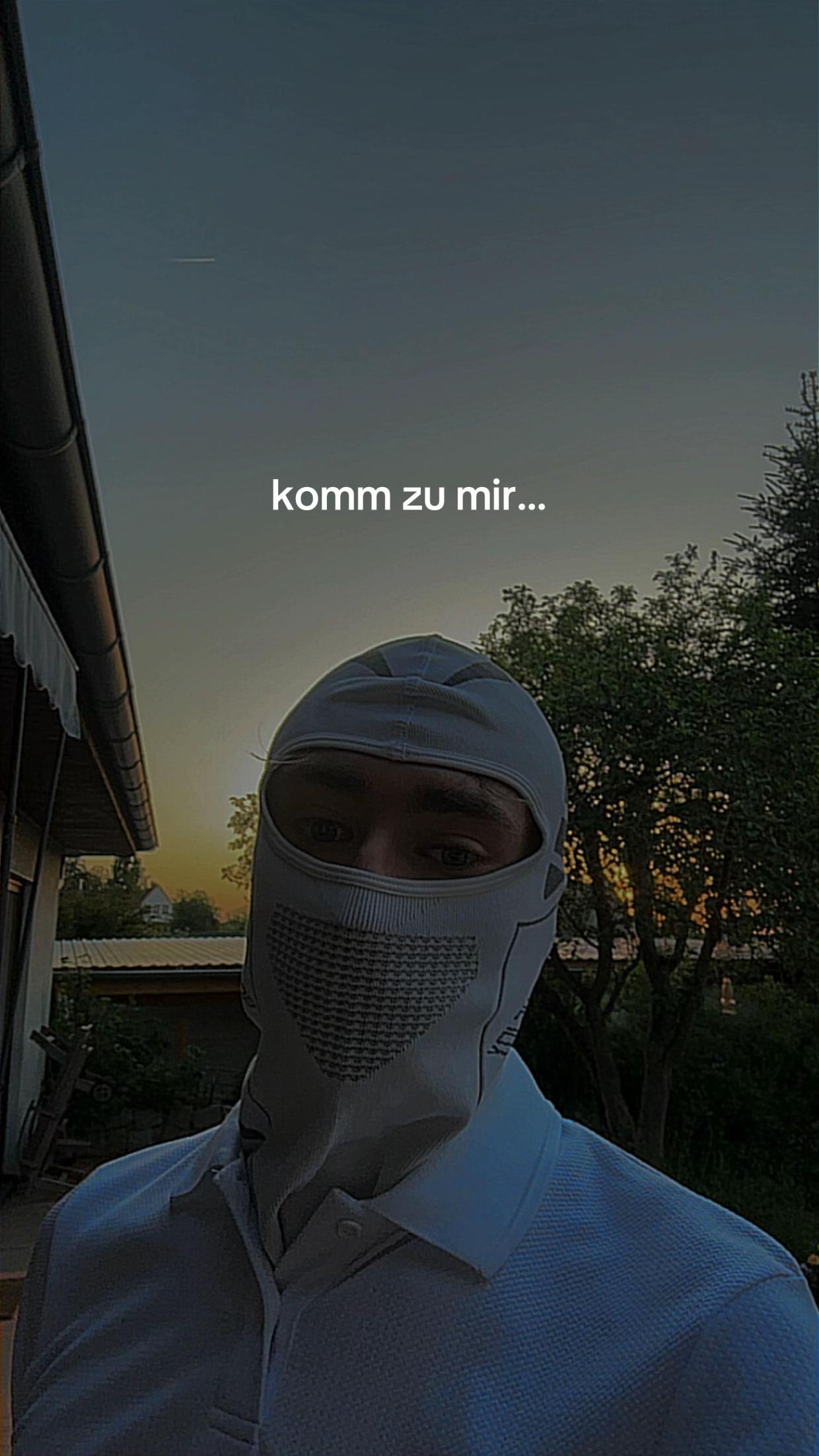 @maskromance