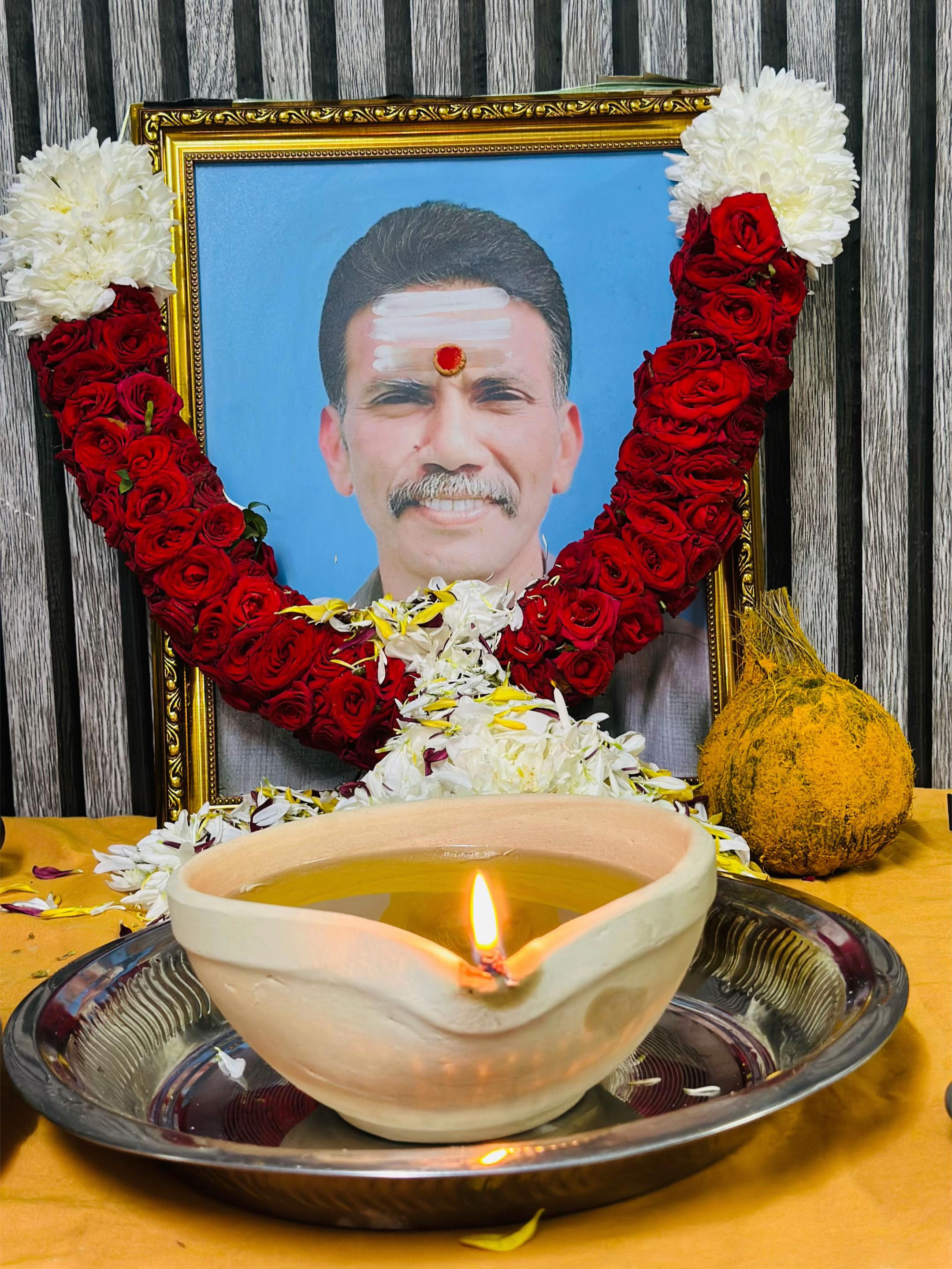 @Tharsinni Siva