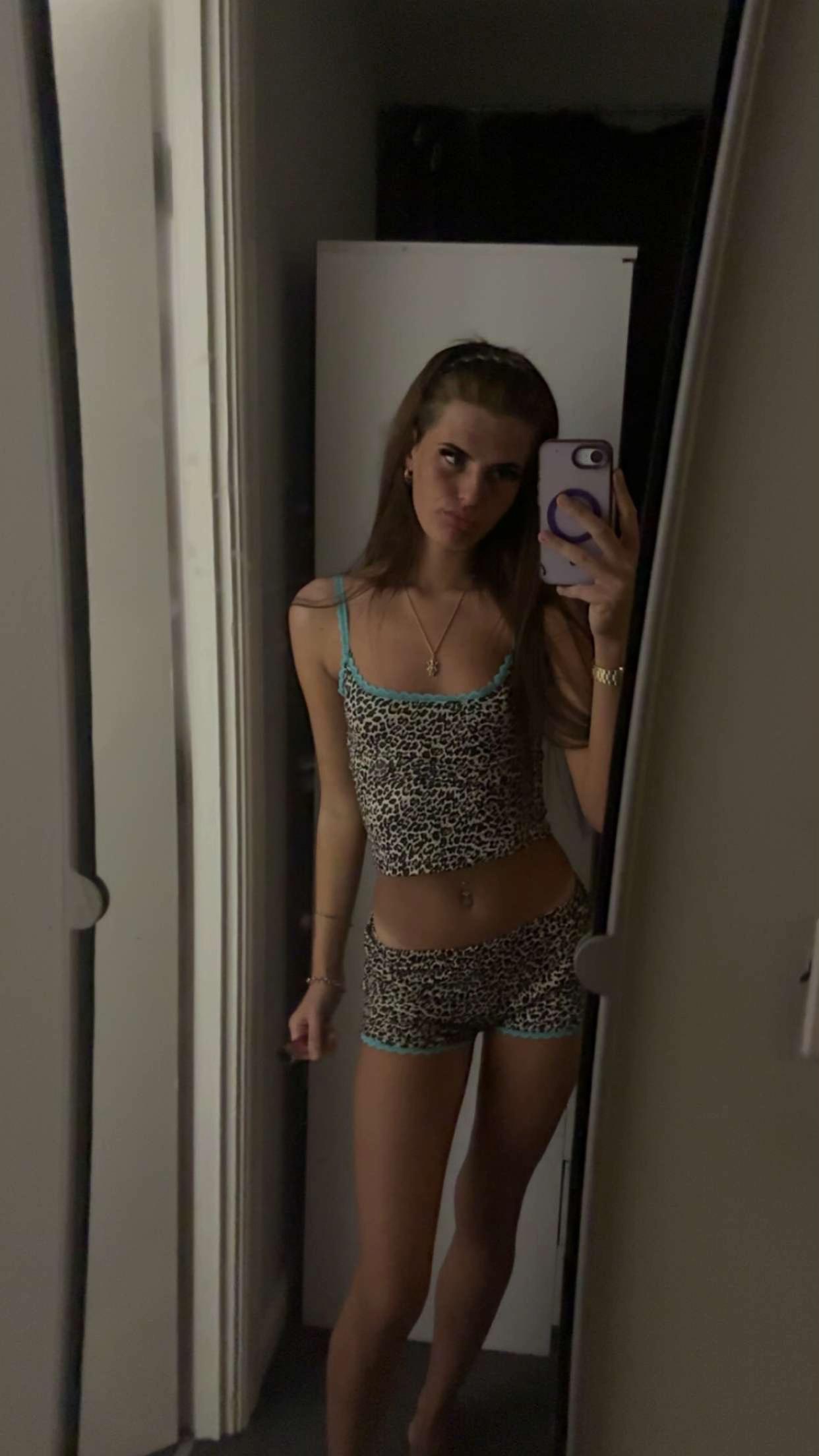 @Izzy🪩🍒🐆🍃🪬